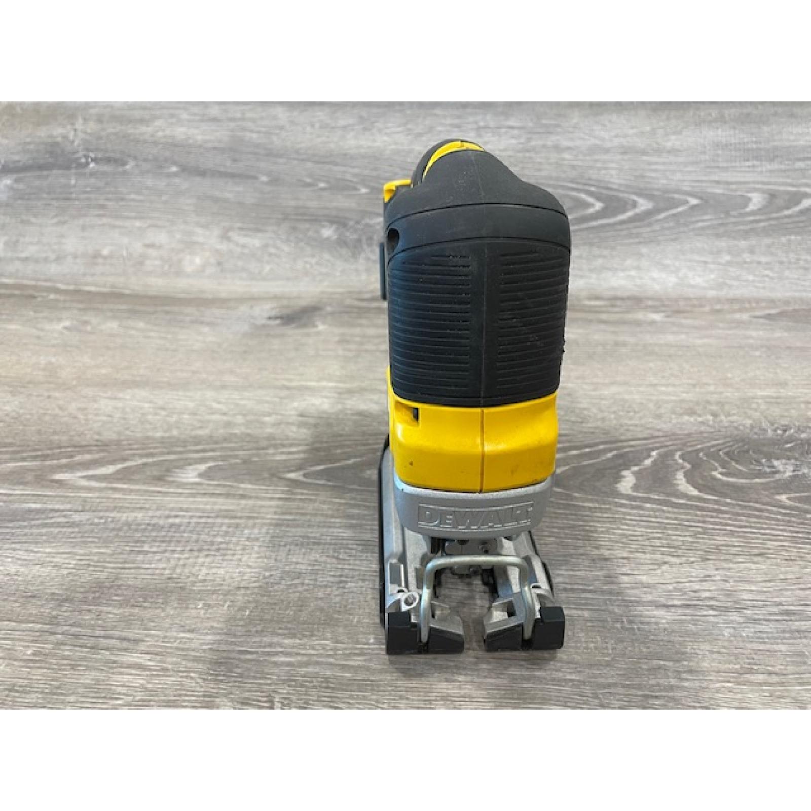 AS-IS DEWALT 20V MAX XR Cordless Brushless Jigsaw (Tool Only)