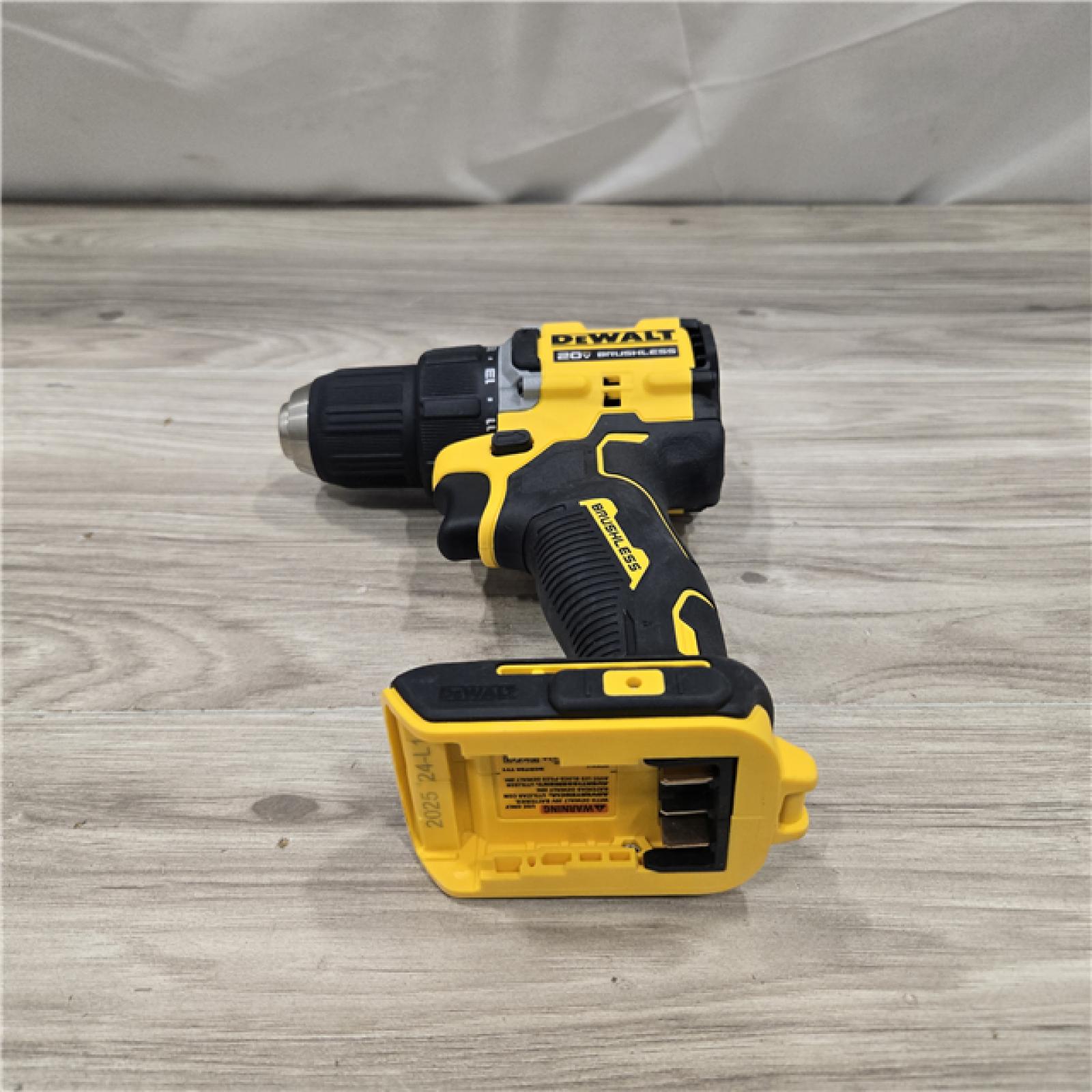 AS-IS DeWalt 20V MAX ATOMIC 1/2 in. Cordless Drill/Driver (Tool-Only)