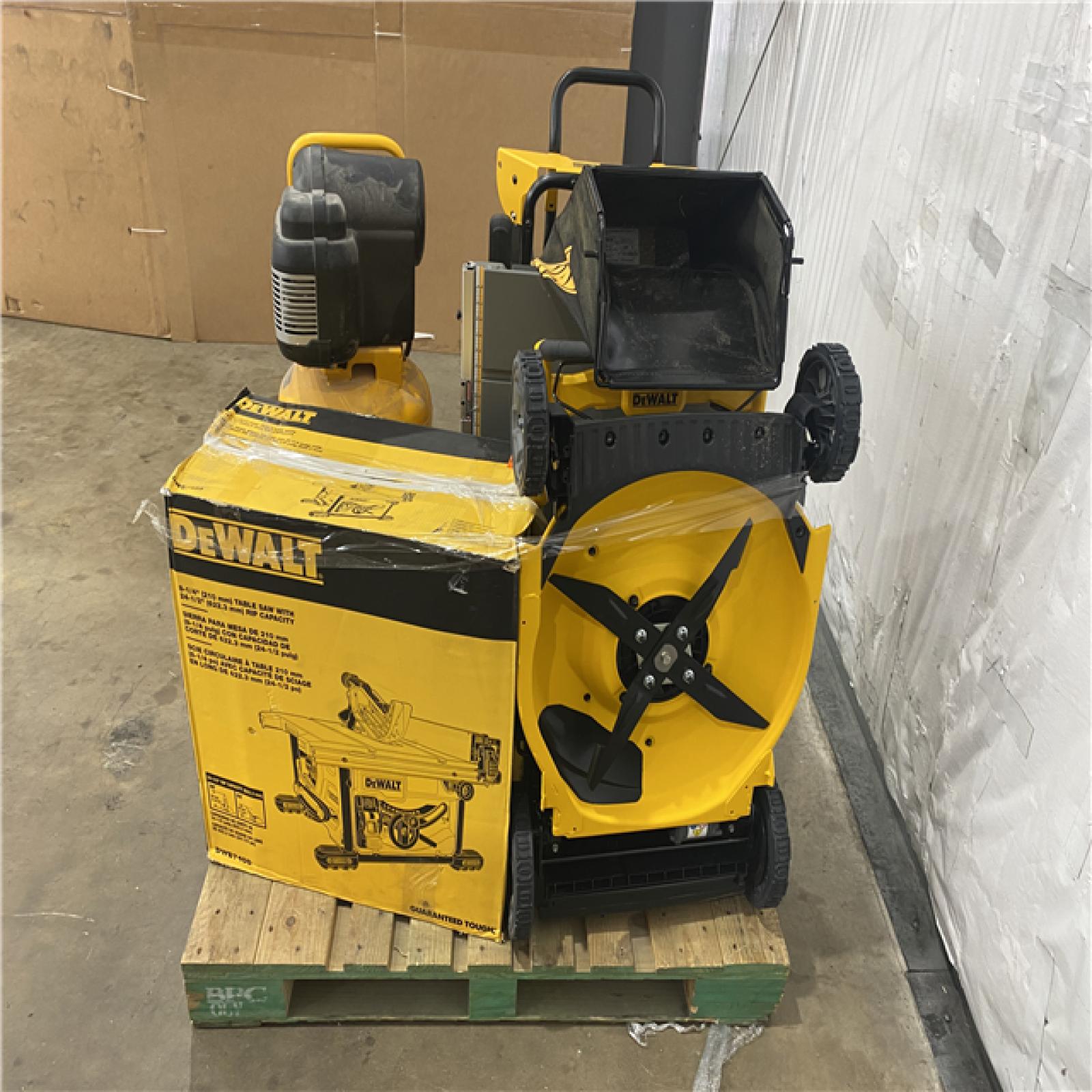 Houston Location AS IS - Tool Pallet