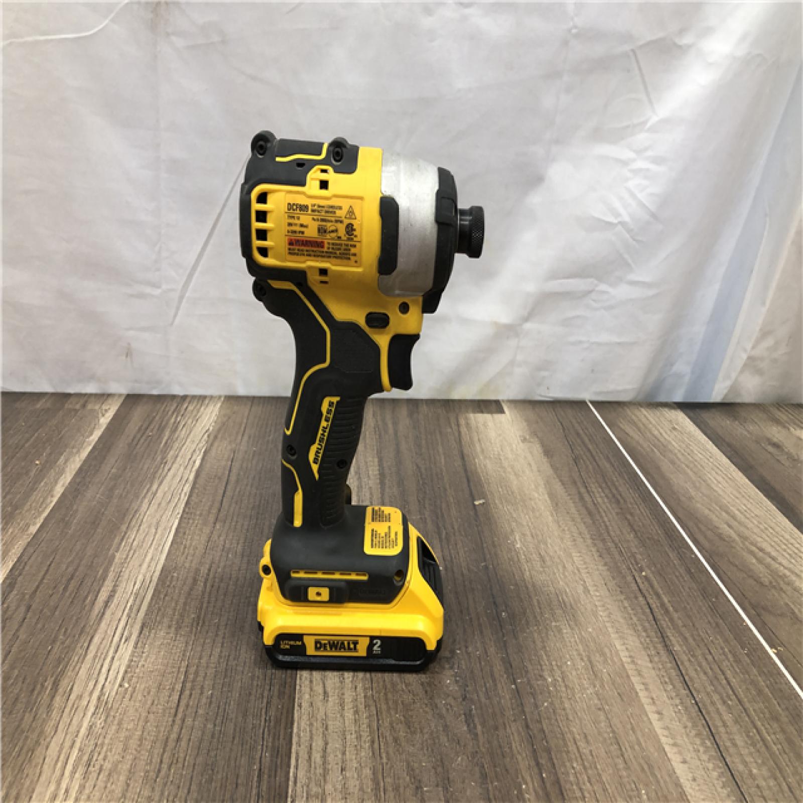 AS-IS DEWALT Atomic 20V Max Lithium-Ion Brushless Cordless Compact 1/4 in. Impact Driver Kit