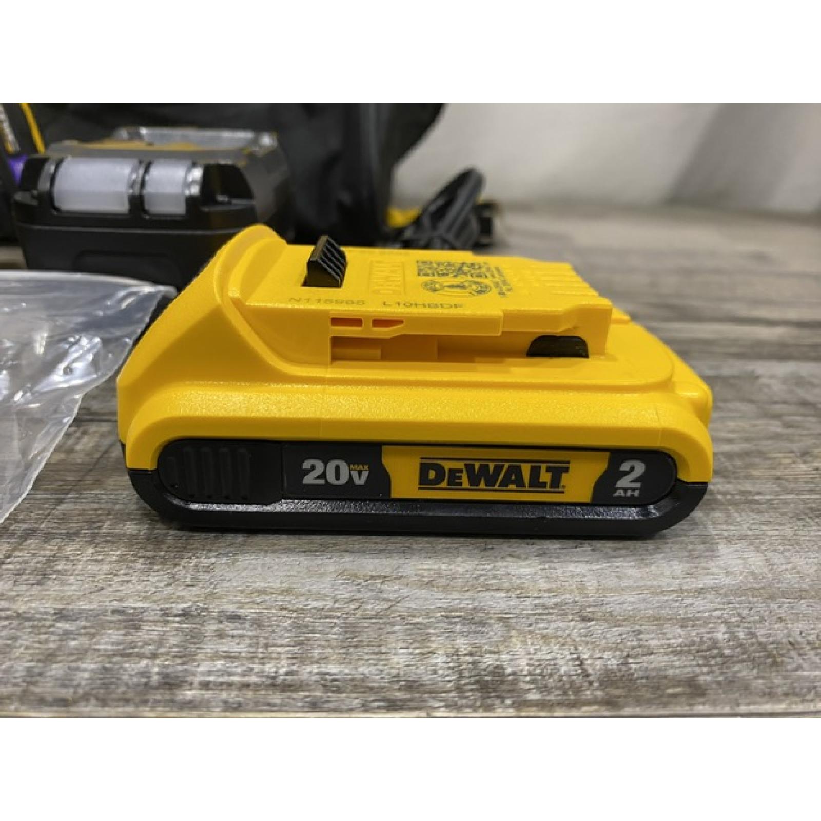 AS-IS DEWALT ATOMIC 20V MAX Lithium Ion Cordless 23 Gauge Pin Nailer Kit