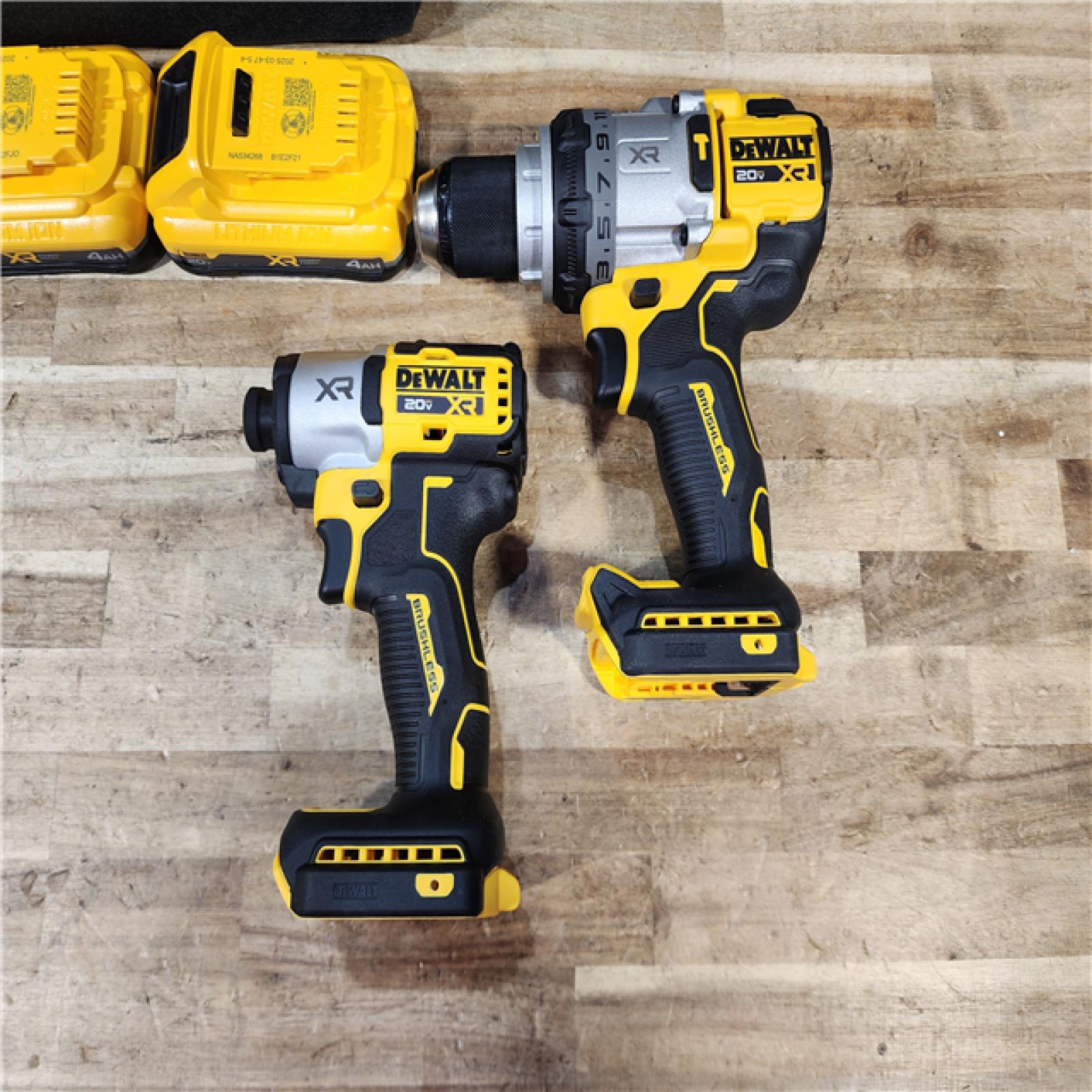 HOUSTON LOCATION - AS - IS DEWALT 20V XR Lithium-Ion Cordless Brushless 1/2 in. Drill/Driver Kit