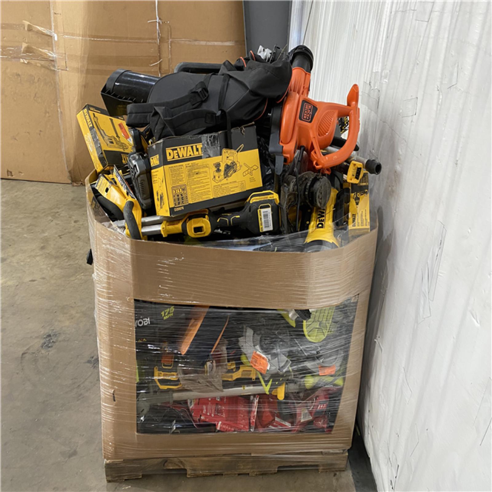 Houston Location AS IS - Tool Pallet