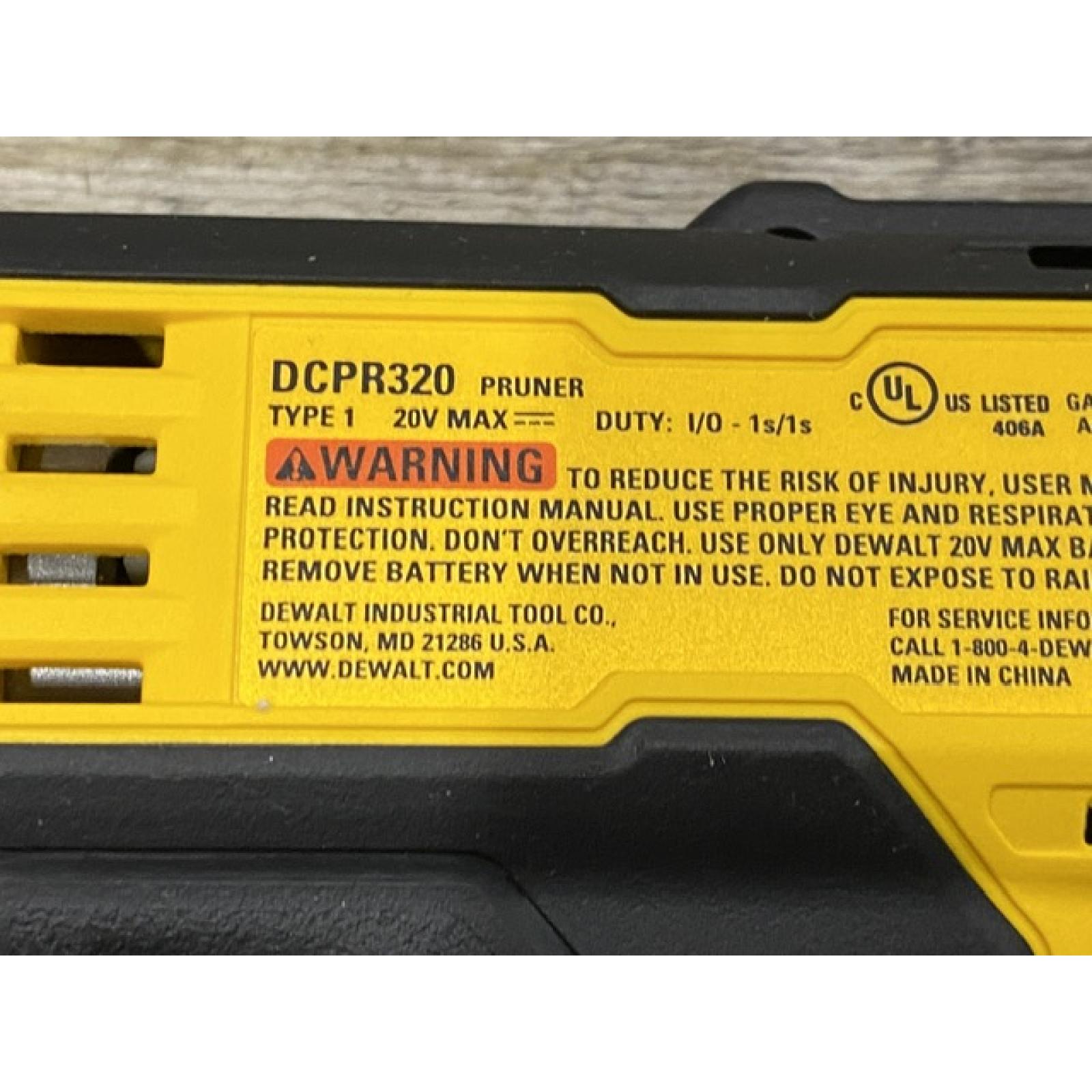 AS-IS DEWALT 20V MAX Cordless Battery Powered Pruner Kit