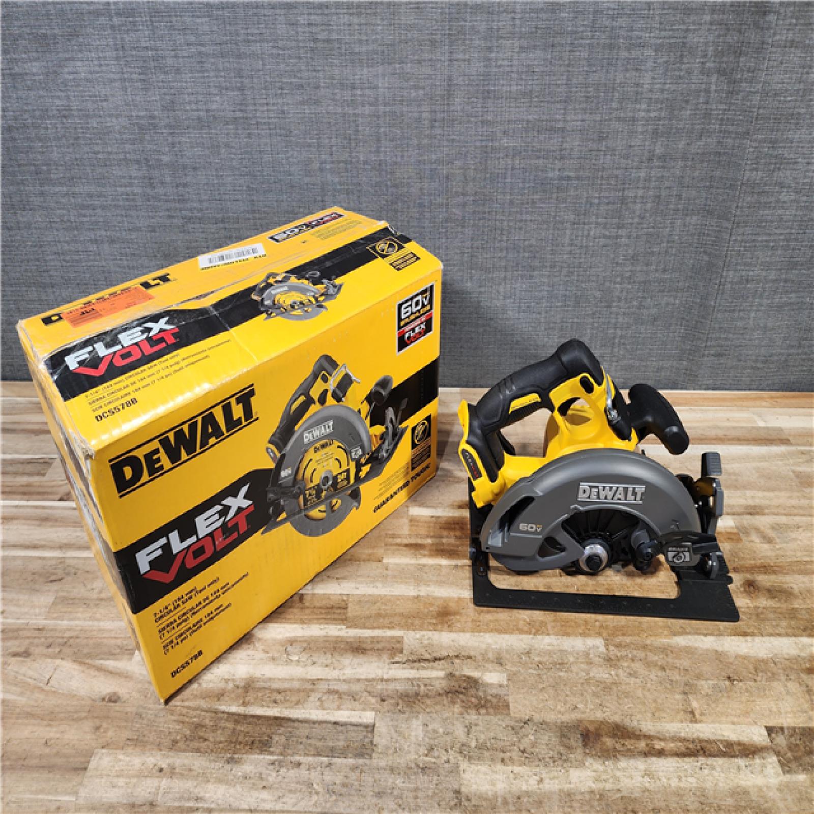 HOUSTON LOCATION - AS-IS DEWALT FLEXVOLT 60V MAX Cordless Brushless 7-1/4 in. Circular Saw with Brake (Tool Only)