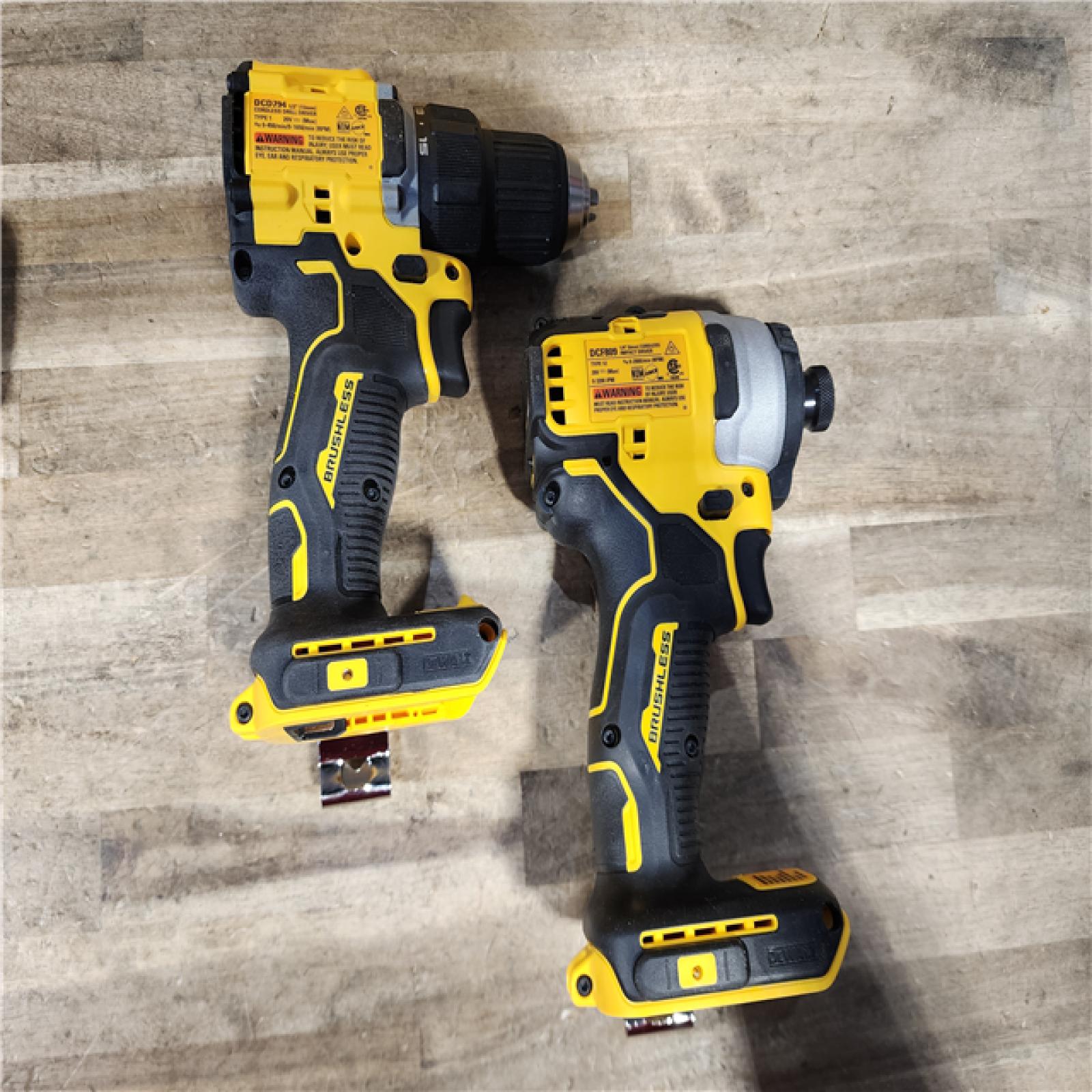 HOUSTON LOCATION - AS-IS Dewalt DCK225D2 20V MAX ATOMIC Brushless Compact Lithium-Ion 1/2 in. Cordless Drill Driver and 1/4 in. Impact Driver Combo Kit with 2 Batteries 2 Ah