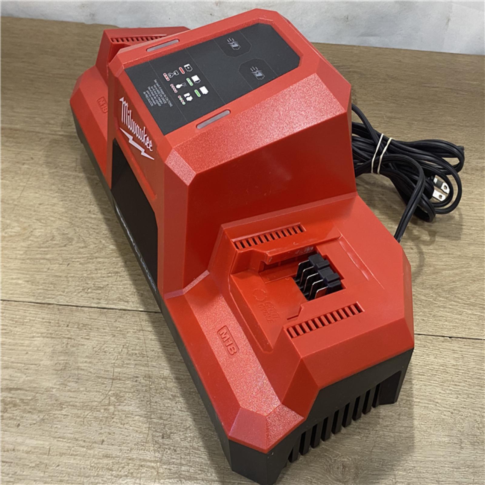 AS-IS Milwaukee M18 18V Dual Bay Simultaneous Super Charger (Tool-Only)