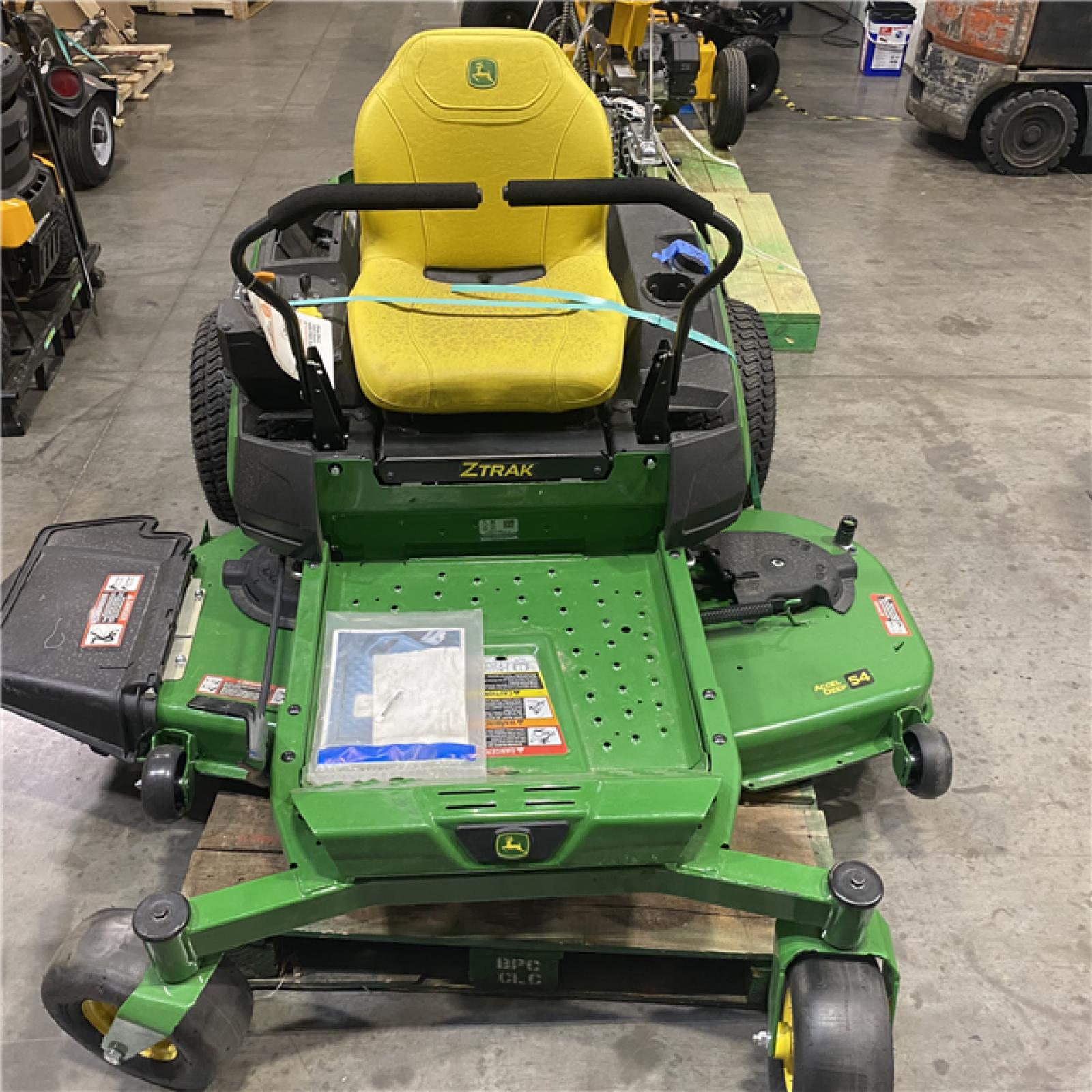Dallas Location - As-Is John Deere Z325E Lawn Mower