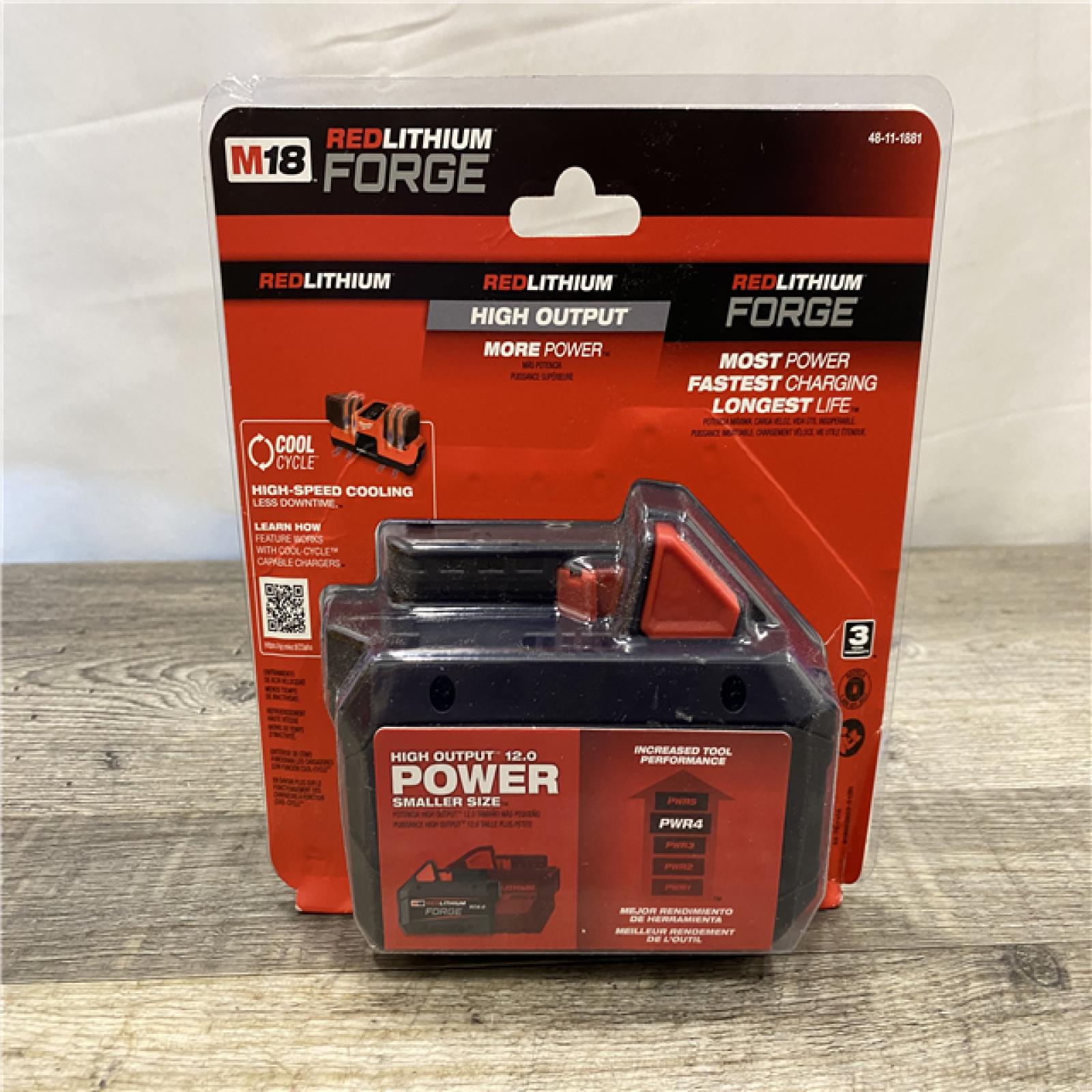 NEW - Milwaukee 18V Lithium-Ion REDLITHIUM FORGE XC 8.0 Ah Battery Pack