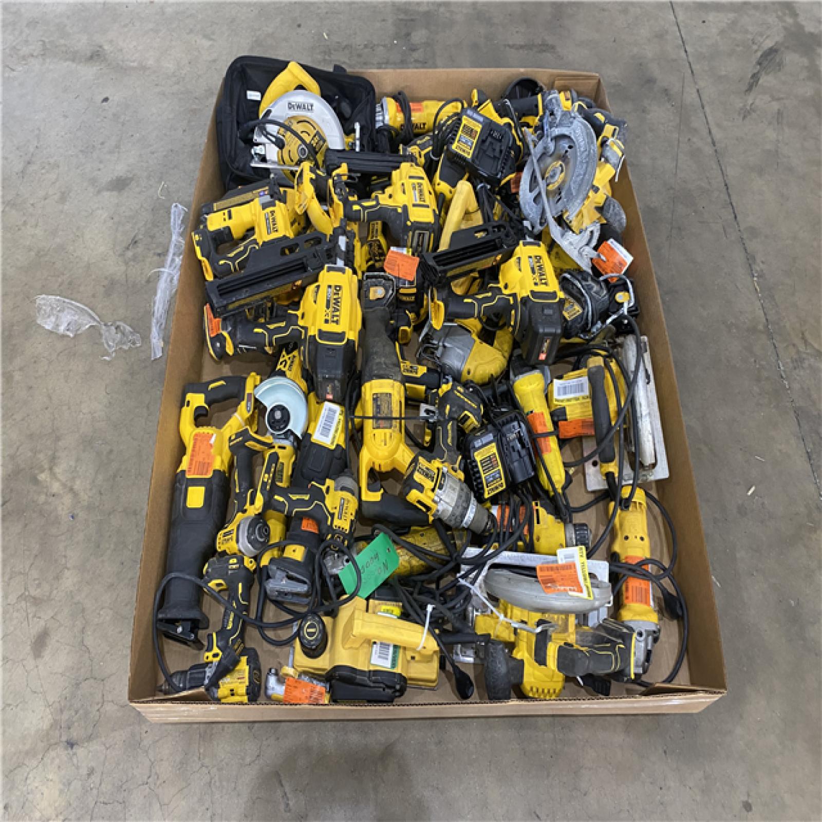 Houston Location AS IS - Tool Pallet