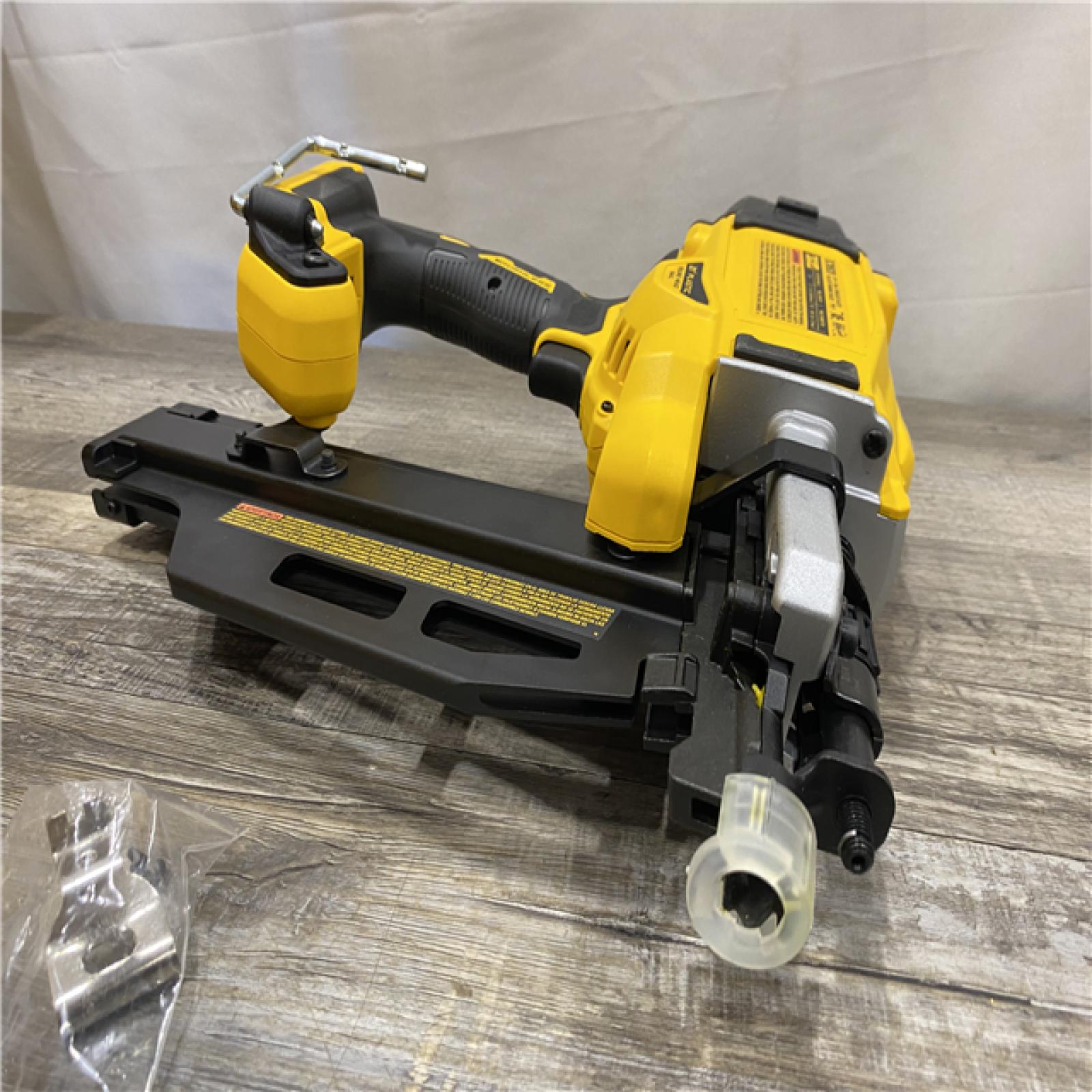 AS-IS DEWALT 20-Volt 21° Cordless Framing Nailer (Tool-Only)