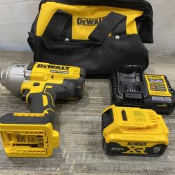 AS-IS DEWALT 20V MAX Lithium-Ion Cordless 1/2 in. Impact Wrench Kit