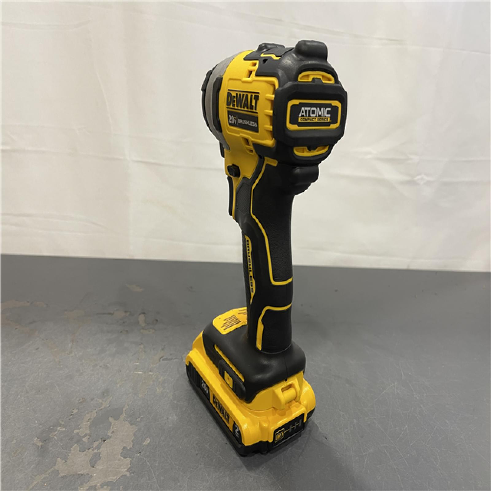 AS-IS - DeWALT ATOMIC 20V Max Lithium-Ion Brushless Cordless Compact 1/4 in. Impact Driver Kit