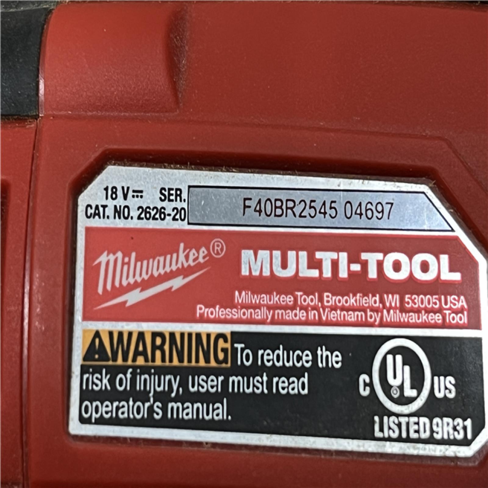 AS-IS Milwaukee 18V Lithium-Ion Cordless Oscillating Multi-Tool (Tool-Only)