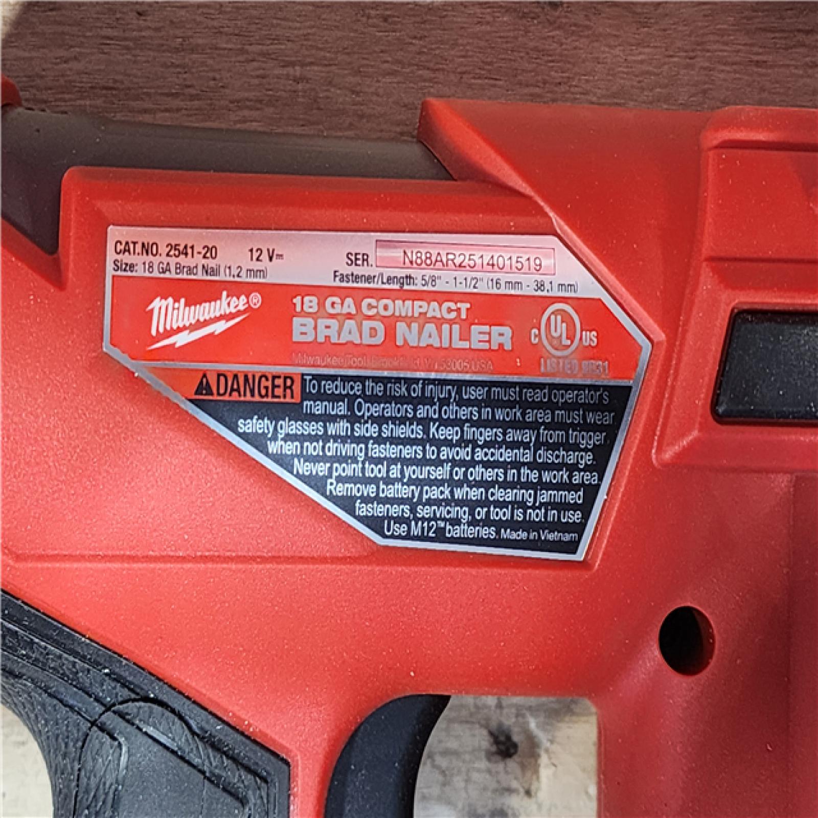 HOUSTON LOCATION - AS-IS Milwaukee  FUEL 12-Volt Lithium-Ion Brushless Cordless 18-Gauge 1-1/2 in. Compact Brad Nailer (Tool Only)