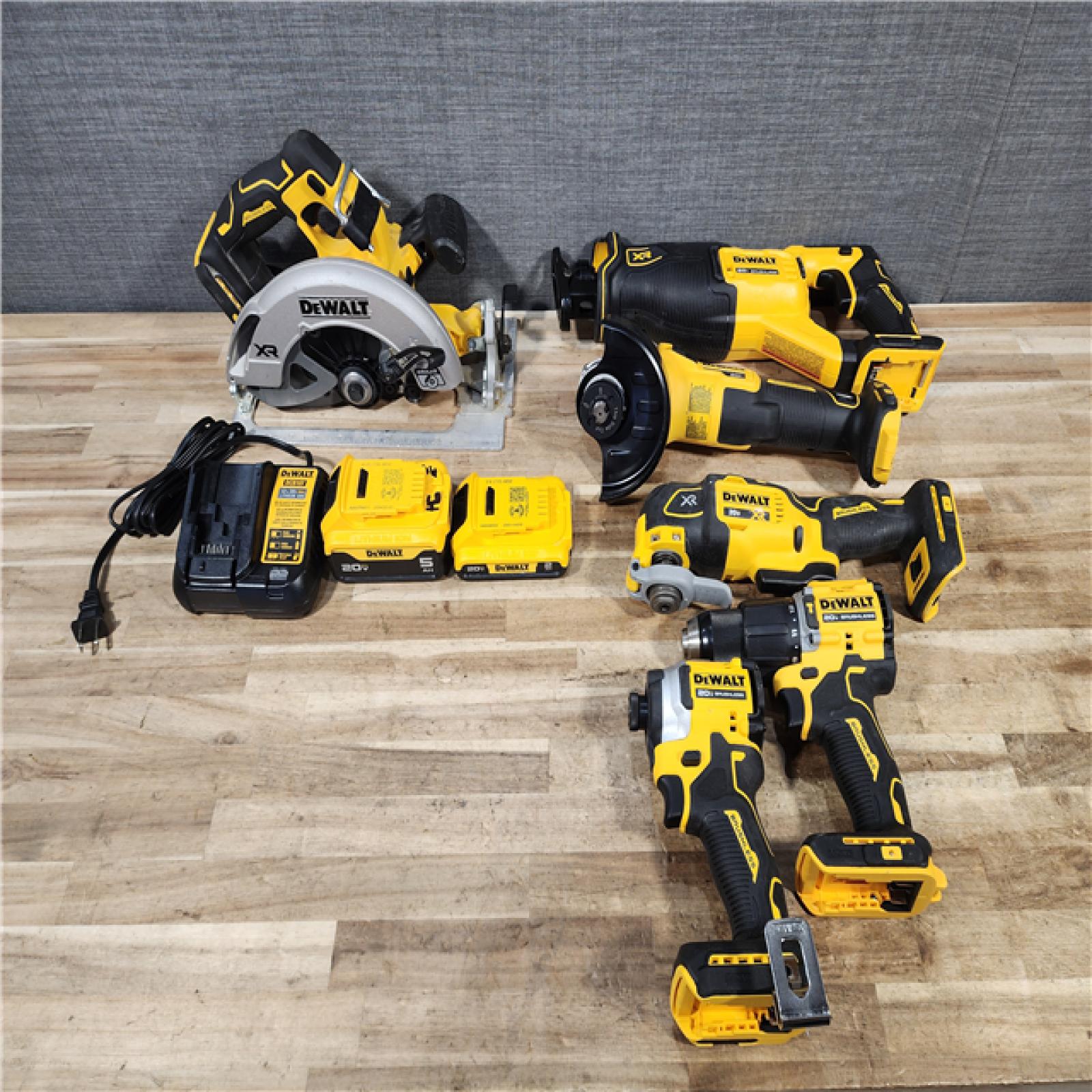 HOUSTON LOCATION - AS - IS DEWALT 20V MAX Lithium-Ion Cordless 6-Tool Combo Kit