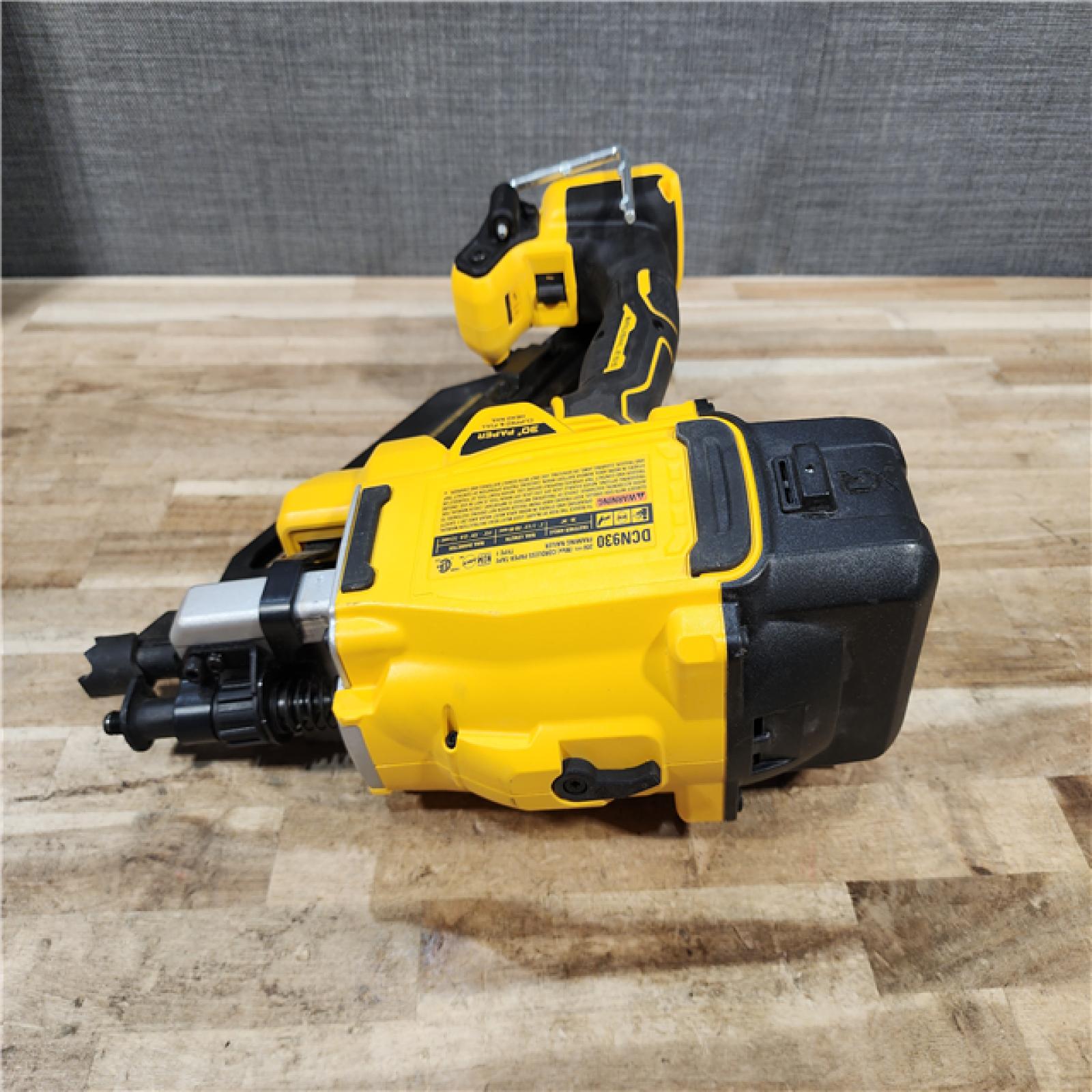 HOUSTON LOCATION - AS-IS DEWALT 20V 30 Degree Cordless Framing Nailer (Tool-Only)