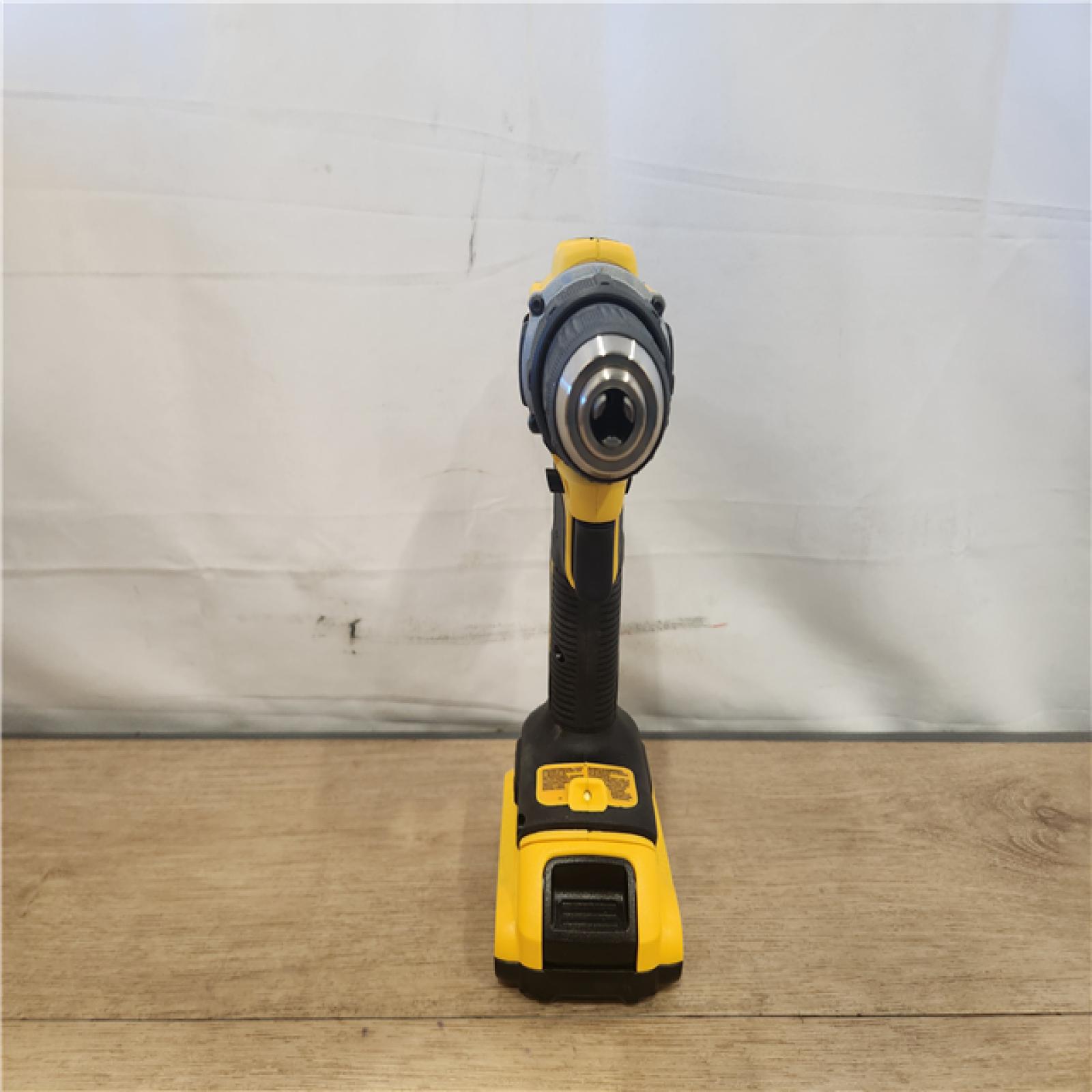 AS-IS- DEWALT  20V  Cordless.5 in Drill Driver  2 Ah