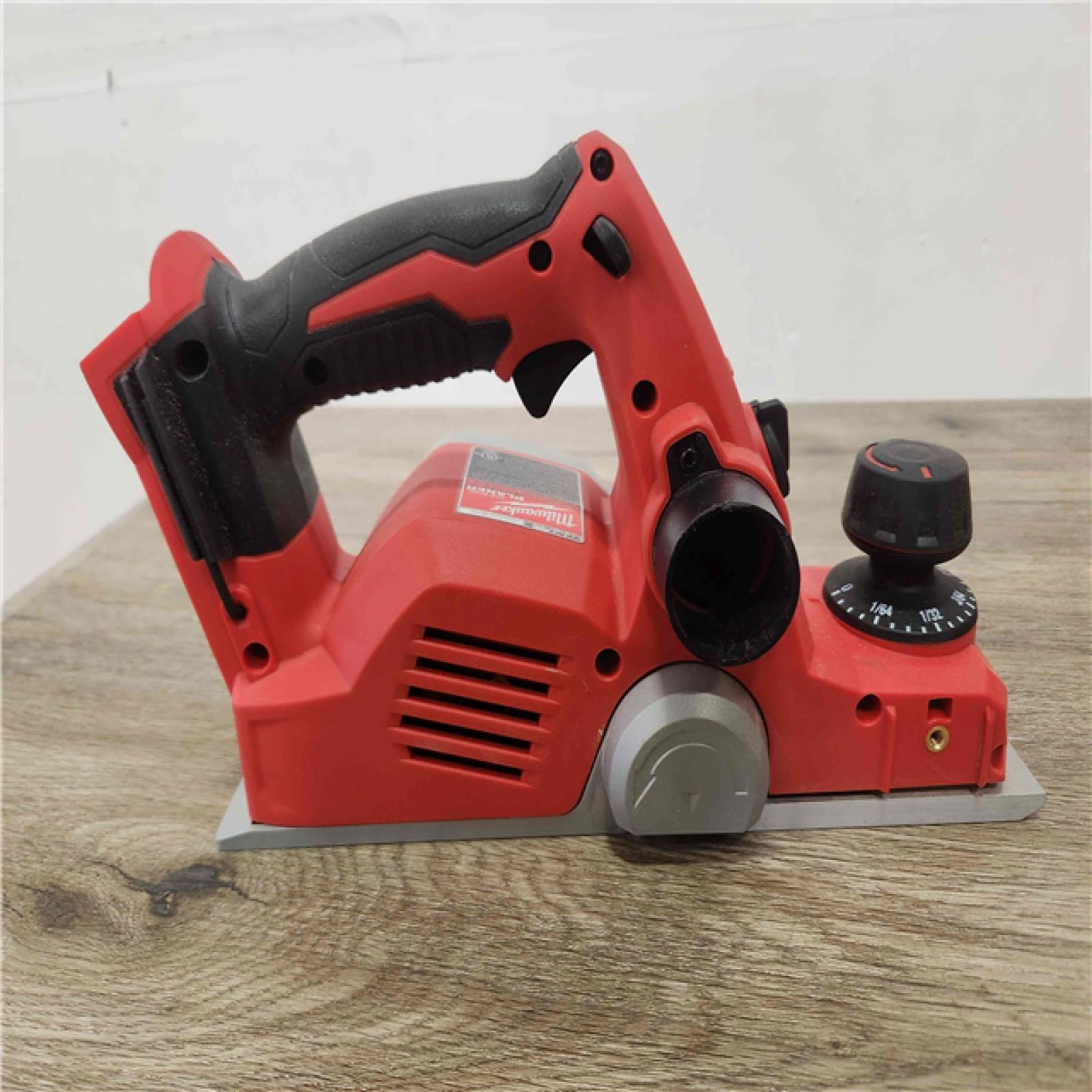 Phoenix Location NEW Milwaukee M18 18V Lithium-Ion Cordless 3-1/4 in. Planer (Tool-Only) 2623-20