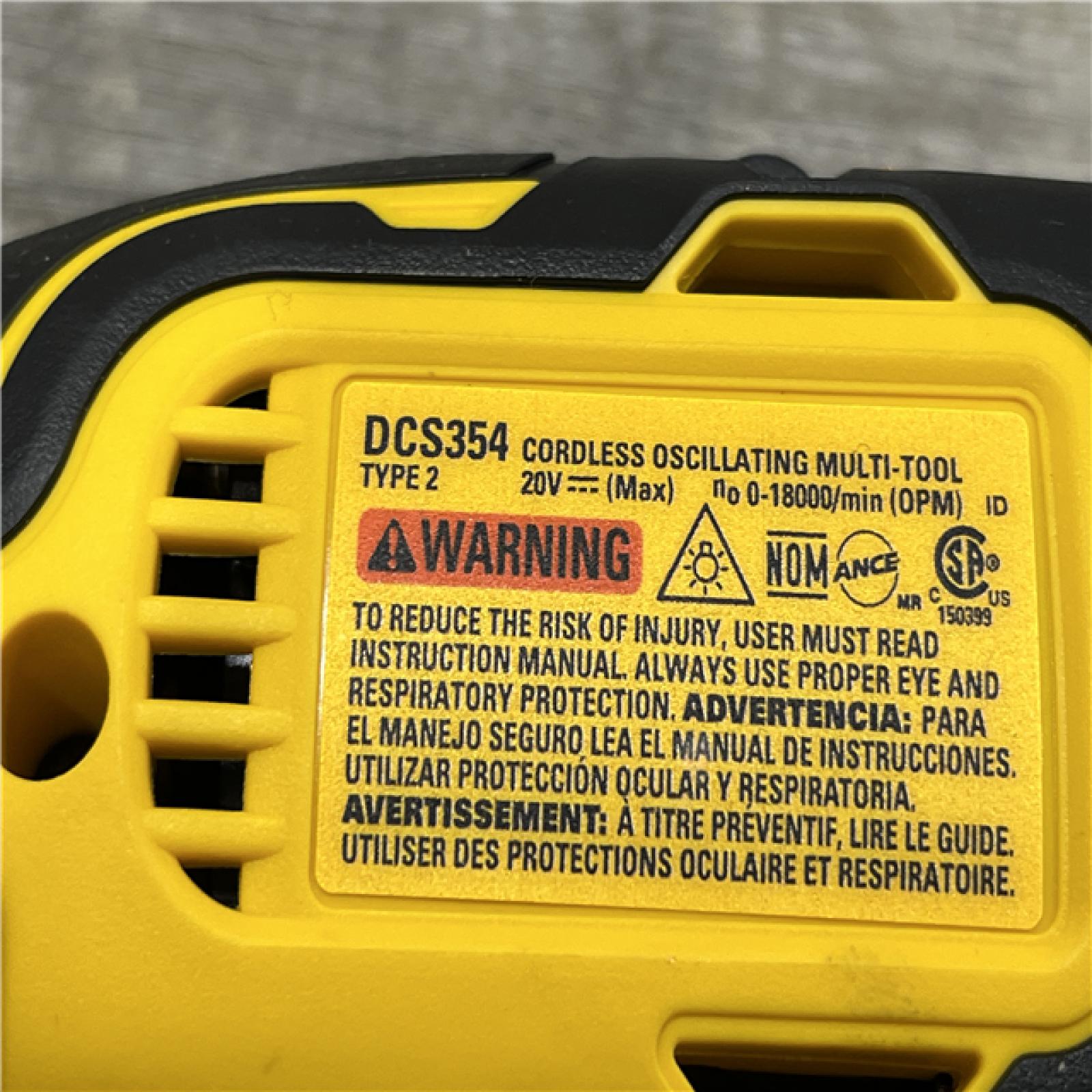 AS-IS DEWALT ATOMIC 20V MAX Cordless Brushless Oscillating Multi Tool Kit