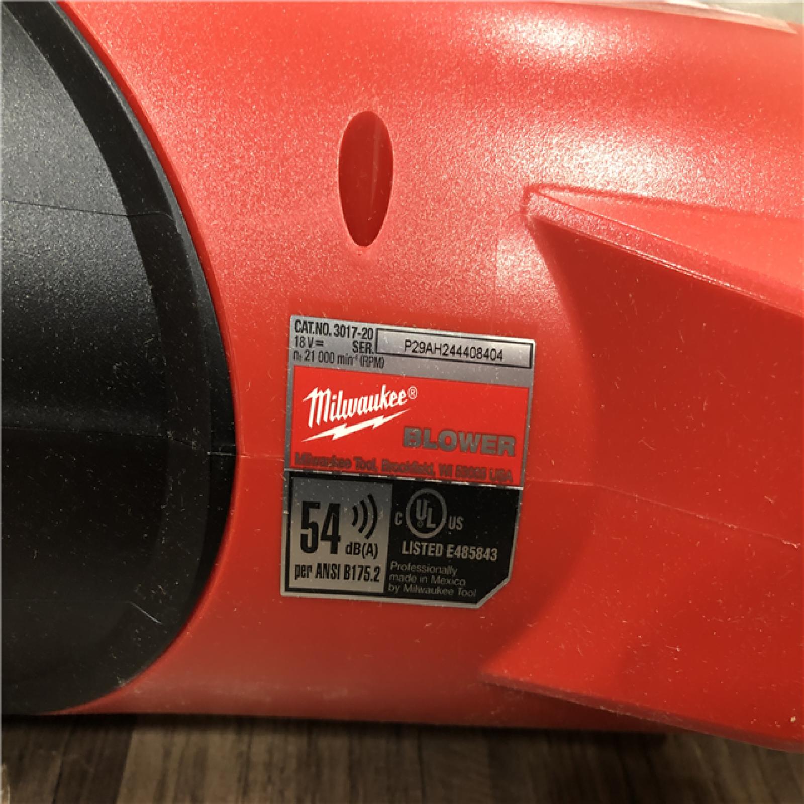 AS-IS  Milwaukee FUEL 120 MPH 500 CFM 18V Brushless Cordless Battery Powered Leaf Blower Kit