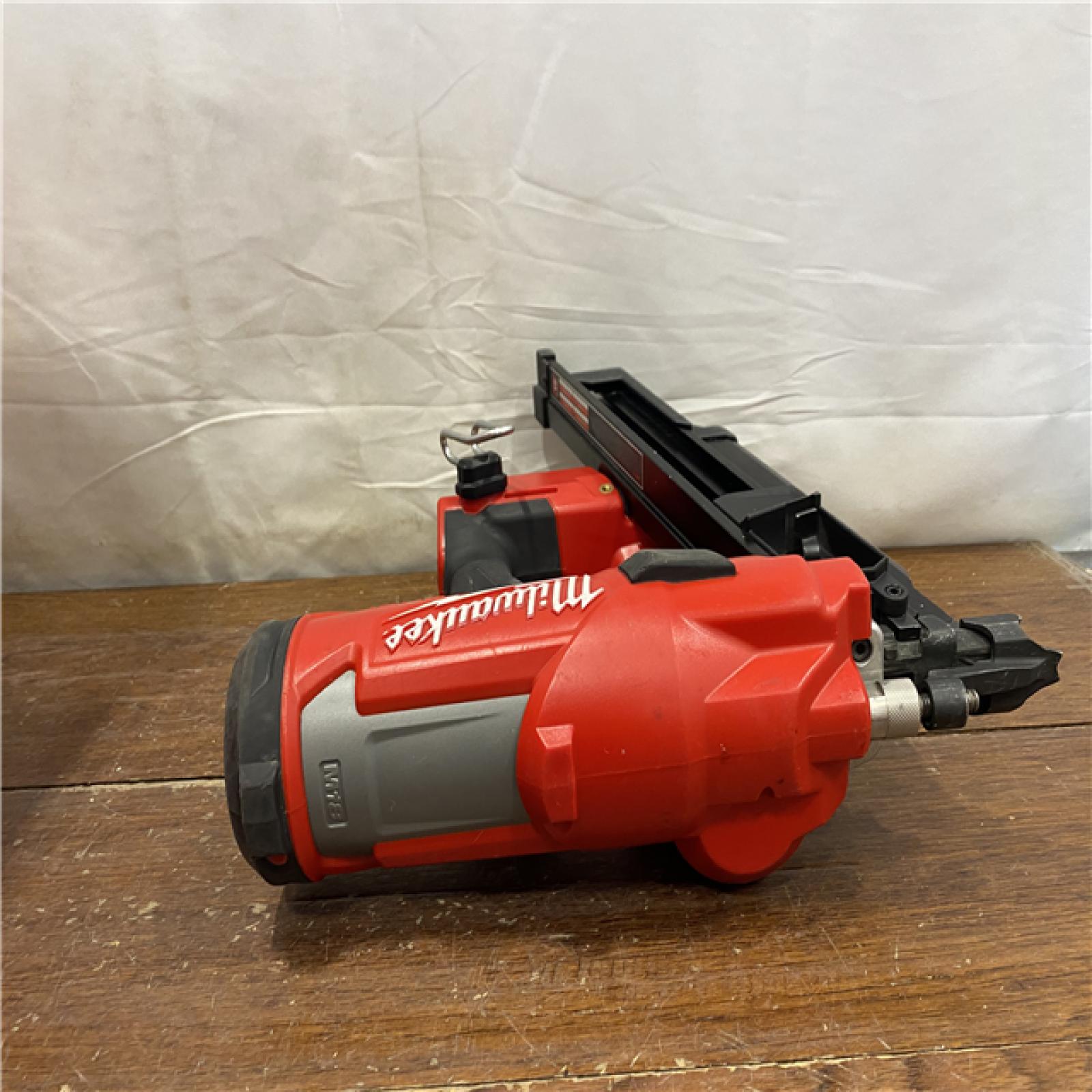AS-IS Milwaukee 2744-20 M18 FUEL 3-1/2 in. 18-Volt 21-Degree Lithium-Ion Brushless Cordless Framing Nailer (Tool-Only)