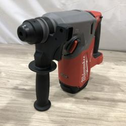 AS-IS Milwaukee 18V M18 FUEL Cordless SDS-Plus Rotary Hammer Kit