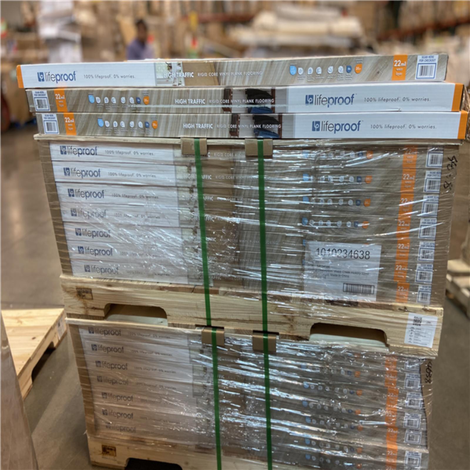 DALLAS LOCATION - Lifeproof Webb Creek Hickory 22 MIL x 8.7 in. W x 48 in. L Click Lock Waterproof Luxury Vinyl Plank Flooring (20.1 sq. ft./Case) (68 UNITS)