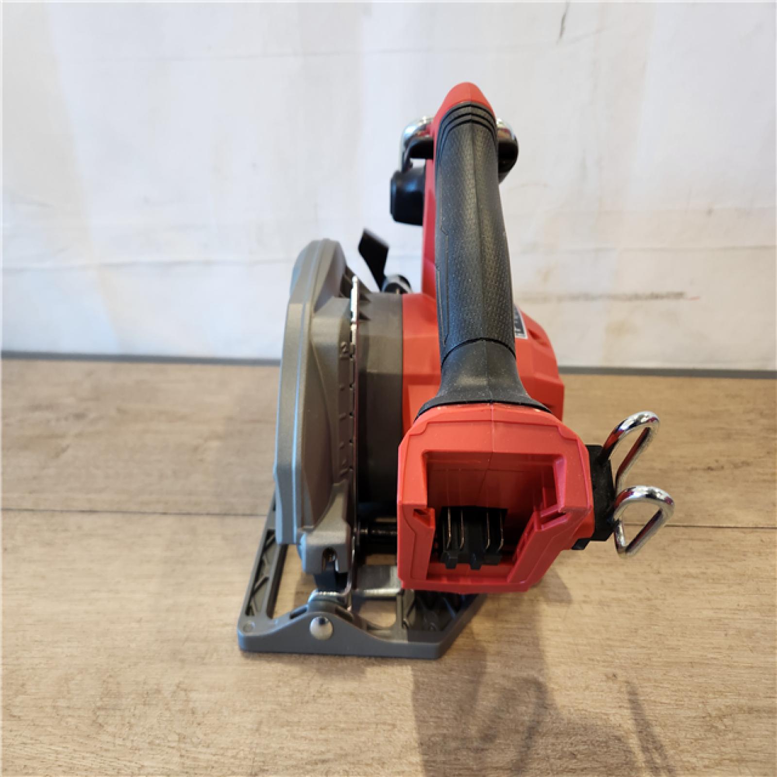 AS-IS- Milwaukee  FUEL 18V Lithium-Ion Brushless Cordless 6-1/2 in. Circular Saw (Tool-Only)