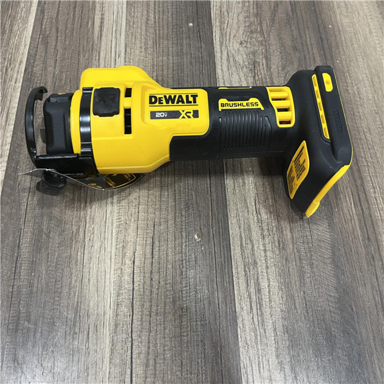 GOOD DEWALT 20V MAX Cordless Cut Out Tool