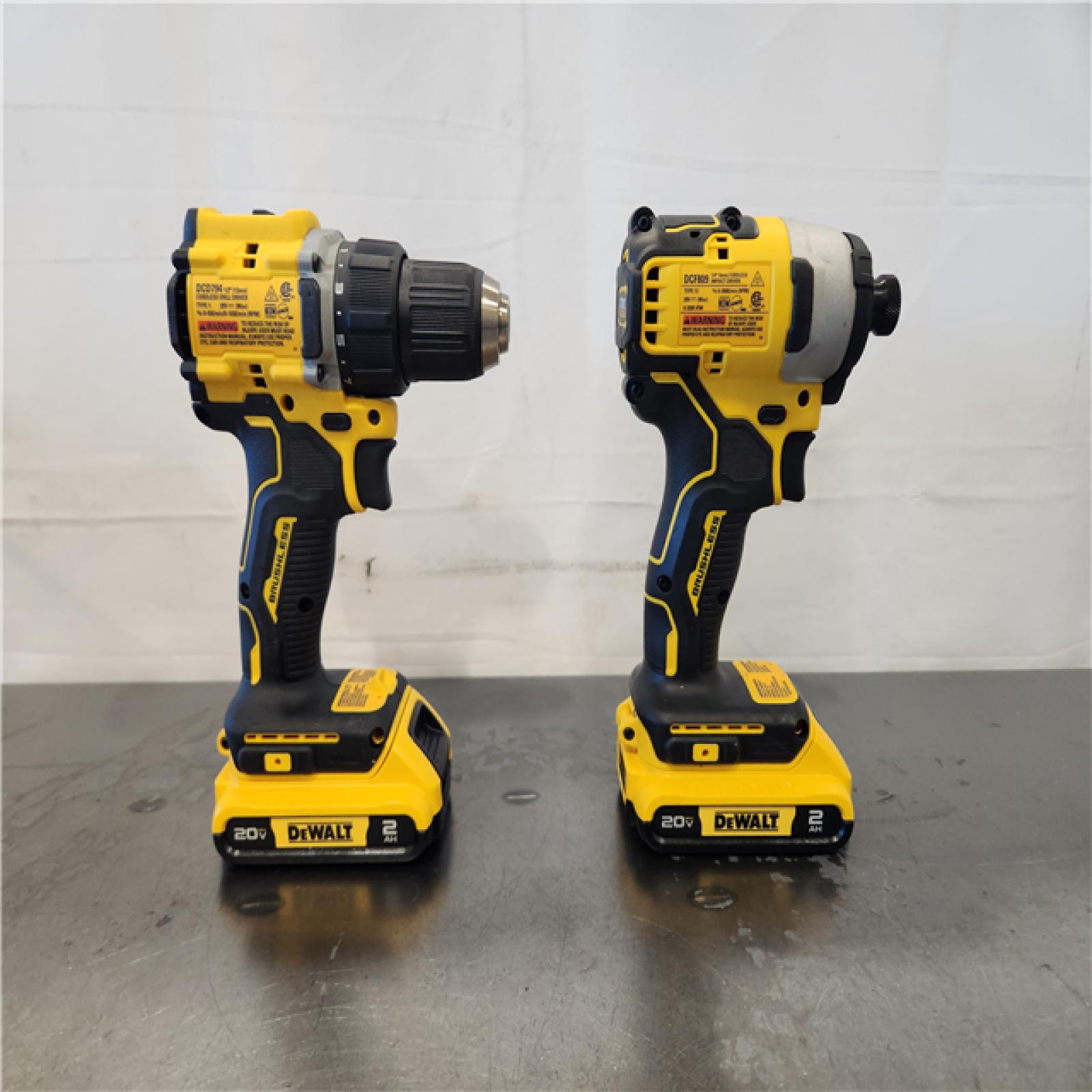 AS-IS- DEWALT ATOMIC 20-Volt MAX Lithium-Ion Cordless Combo Kit