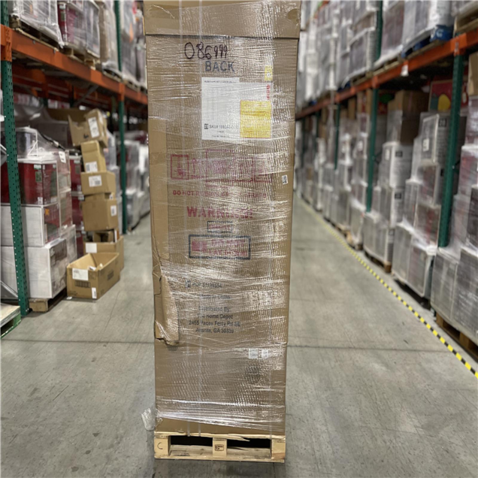 DALLAS LOCATION - Husky 4-Piece Regular Duty Welded Steel Garage Storage System in Black