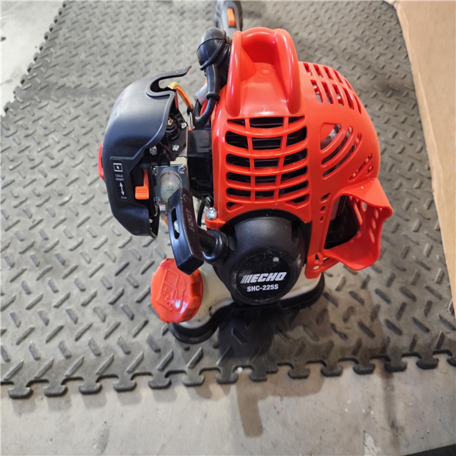 HOUSTON LOCATION - AS-IS Echo 21 in. 2 Stroke Gas Double Sided Shaft Hedge Clipper