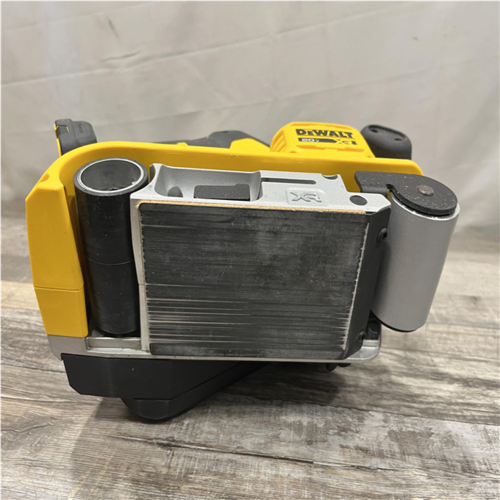 AS-IS DEWALT 20V MAX* XR Brushless Cordless Belt Sander (Tool-Only)