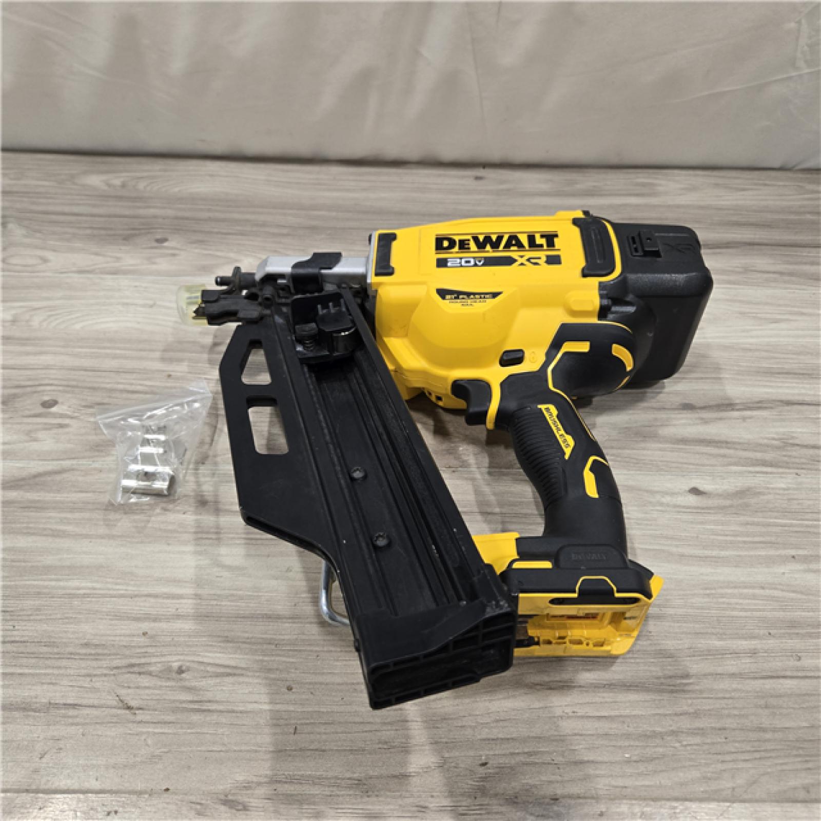 AS-IS DEWALT 20-Volt 21° Cordless Framing Nailer (Tool-Only)