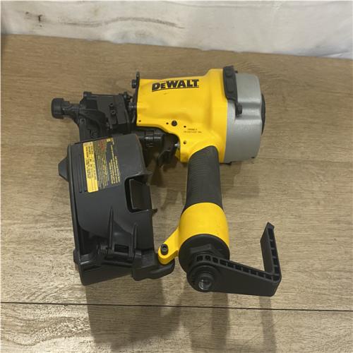 AS-IS DEWALT DW66C-1 2-1/2 Inch 15 Degree Coil Siding and Fencing Nailer