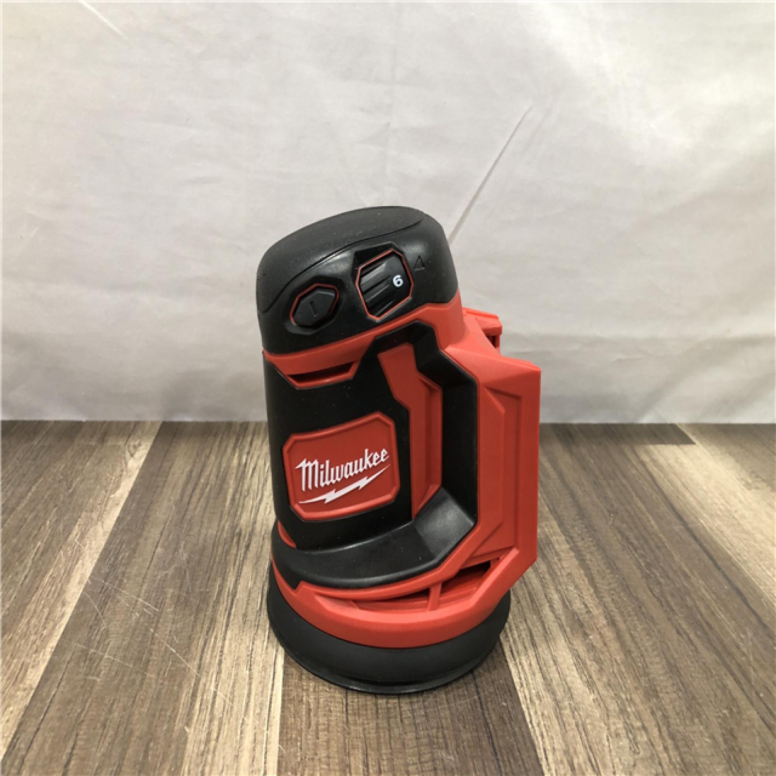 AS-IS Milwaukee M18 18V Lithium-Ion Cordless 5 in. Random Orbit Sander (Tool-Only)
