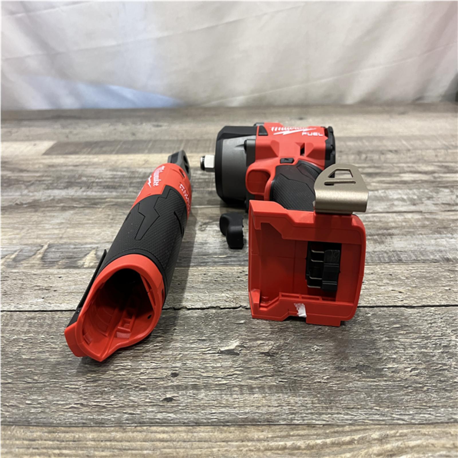 AS-IS Milwaukee FUEL 18V Cordless Mid Torque 1/2 in. Impact Wrench w/ 12 FUEL 3/8 in. Ratchet Combo Kit