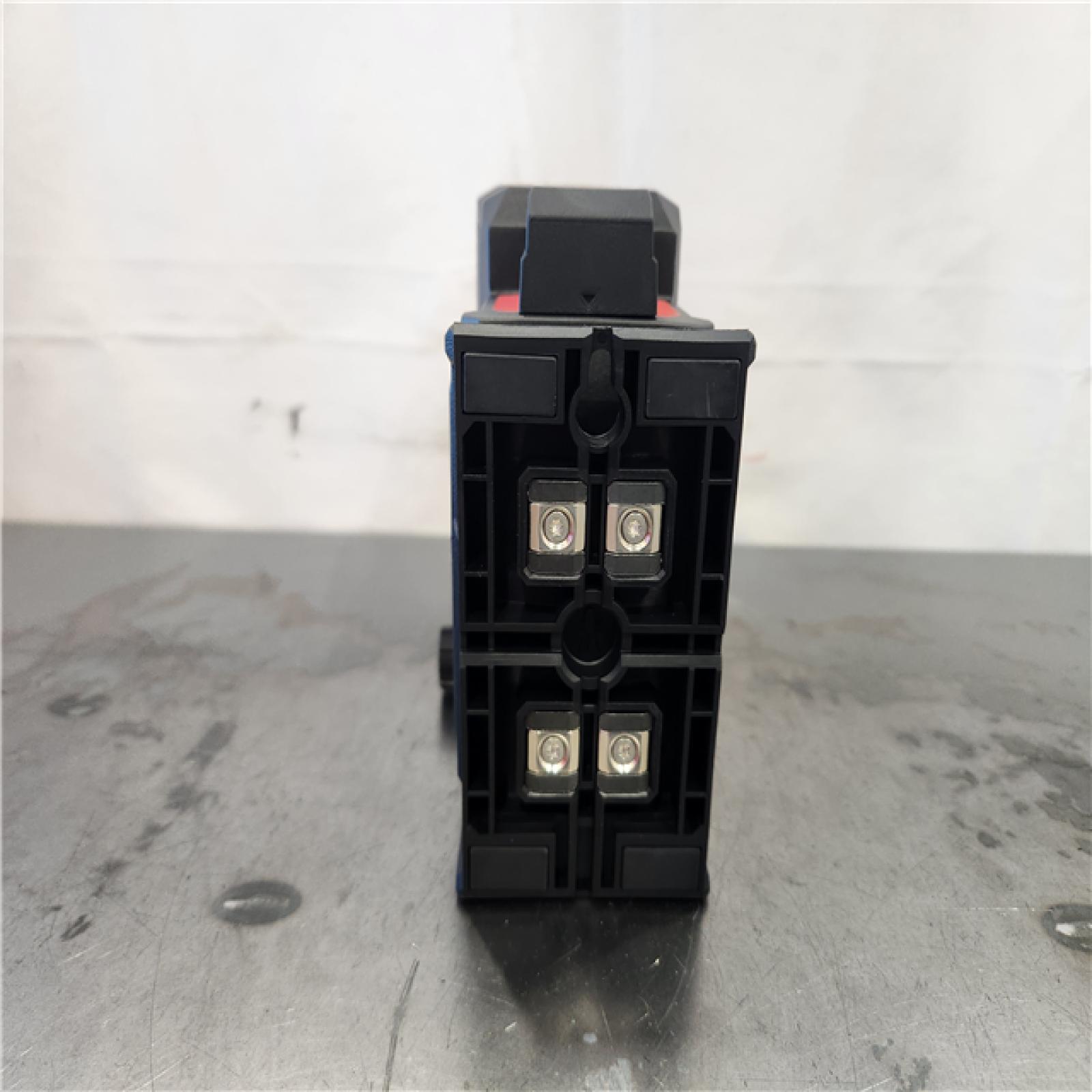 AS-IS- Milwaukee Green 100 ft. Cross Line and Plumb Points Rechargeable Laser Level Kit