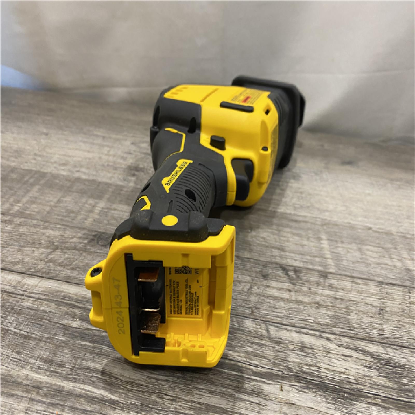 AS-IS DEWALT 12-Volt MAX One-Handed Reciprocating Saw (Tool-Only)