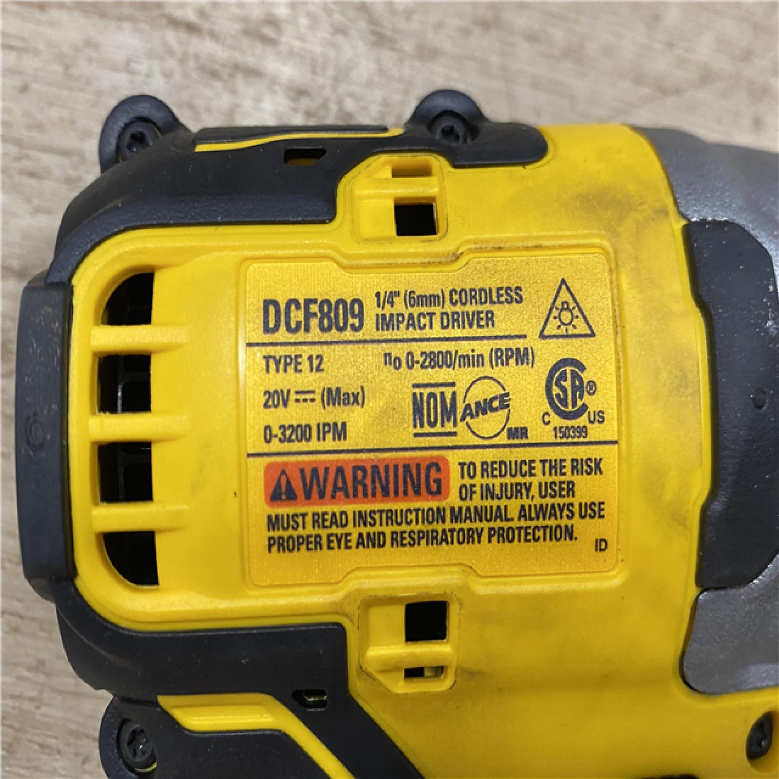 AS-IS DEWALT ATOMIC 20-Volt MAX Lithium-Ion Cordless Combo Kit