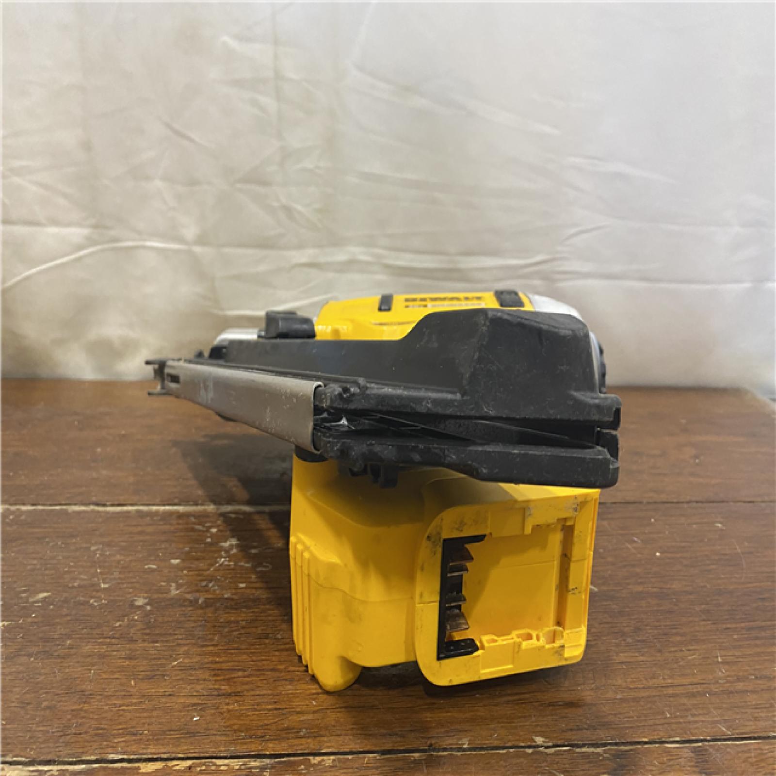 AS-IS DEWALT 20-Volt 30° Cordless Framing Nailer (Tool-Only)