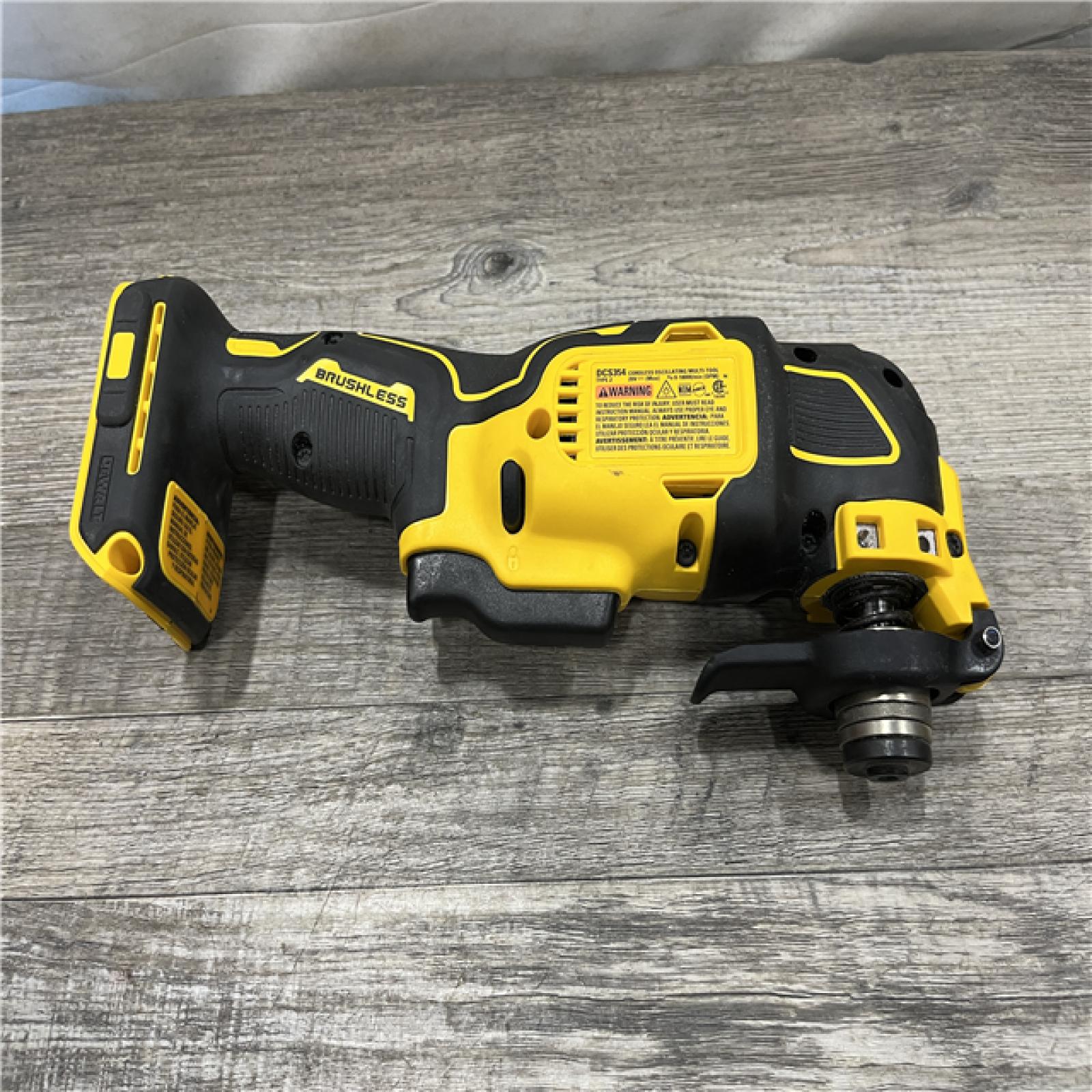 AS-IS DEWALT ATOMIC 20V MAX Cordless Brushless Oscillating Multi Tool (Tool Only)