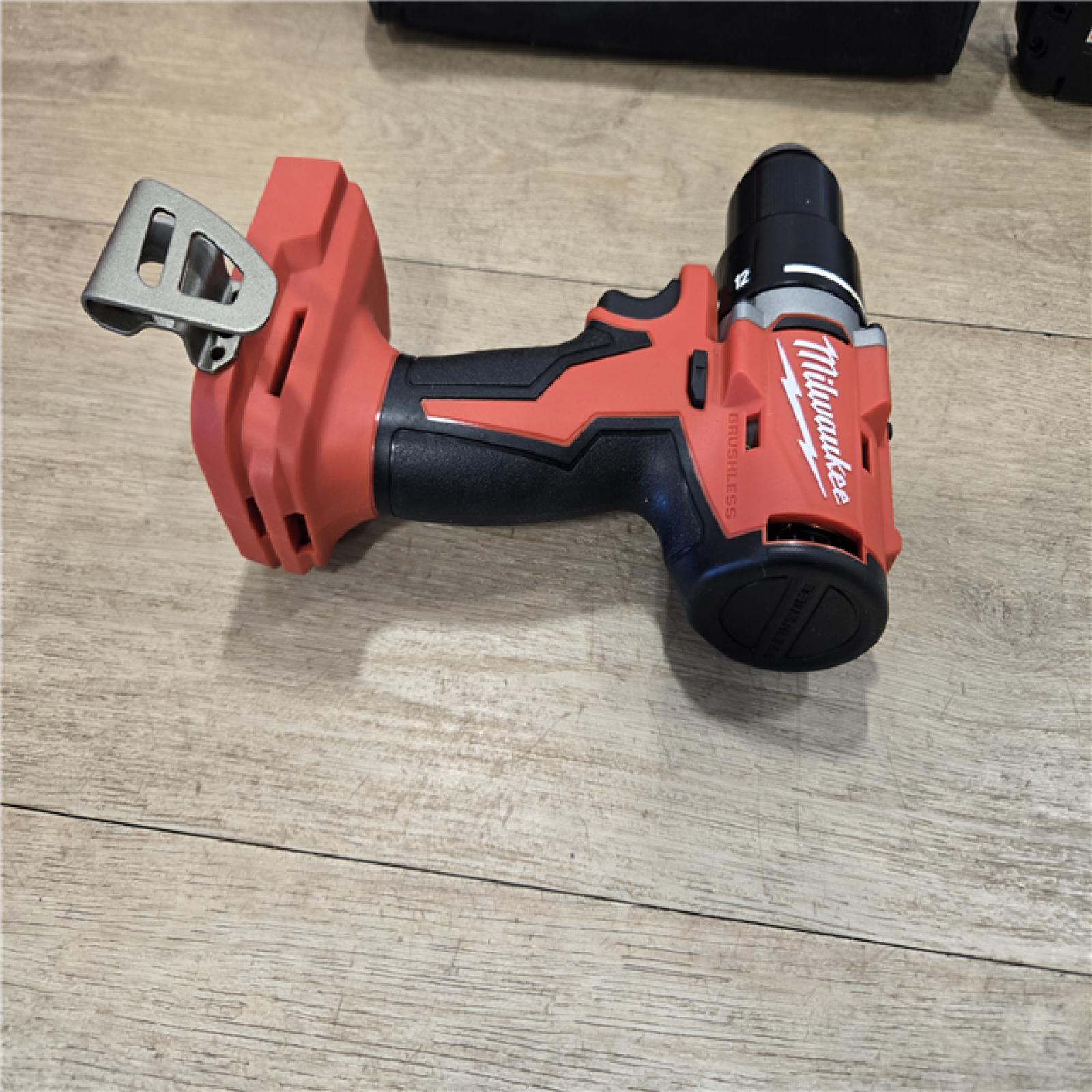 AS-IS Milwaukee 18V Lithium-Ion Brushless Cordless 1/2 in. Compact Drill/Driver with kit