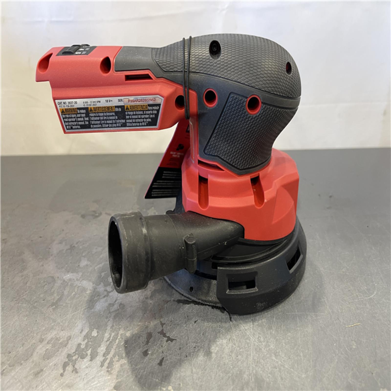 AS-IS - Milwaukee M18 18V Lithium-Ion Brushless Cordless FUEL 5 in. Random Orbit Sander
