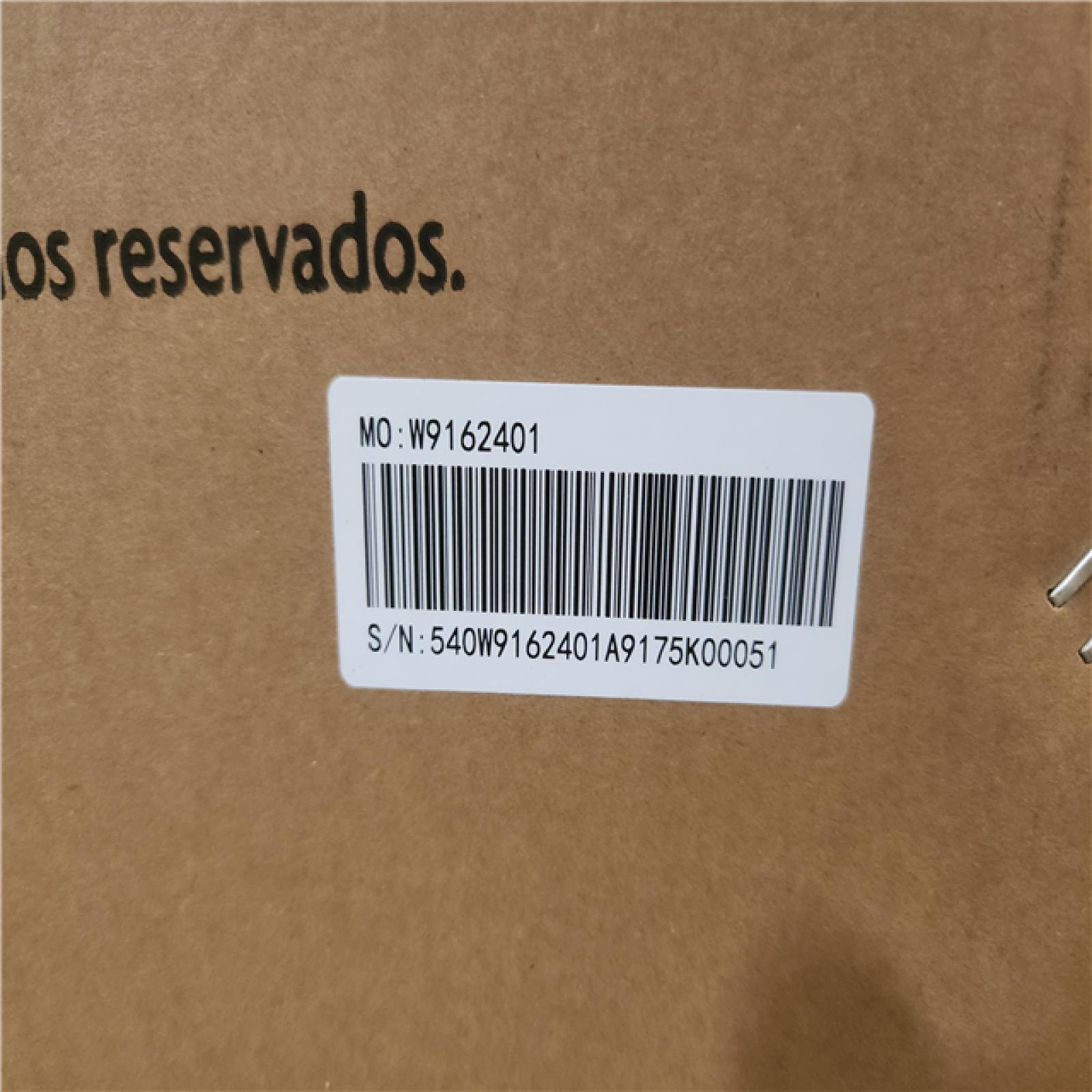 Phoenix NEW Magic Chef 23.4 in. 2.7 cu. ft. White All in One Ventless and Washer Dryer Combo (SEALED)