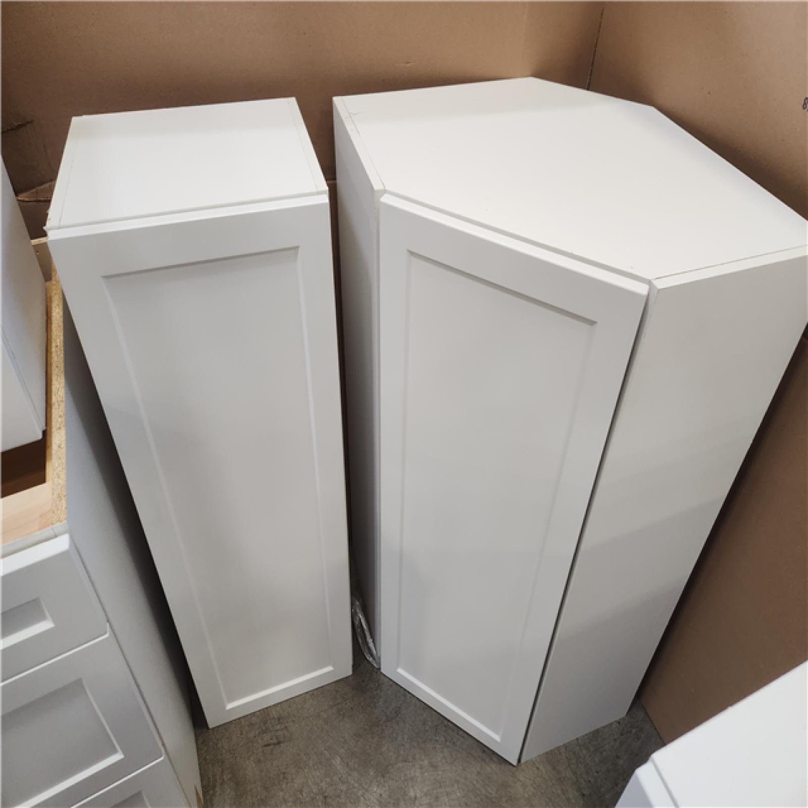 Phoenix AS-IS Hampton Bay Designer Series Melvern Assembled Shaker EZ Kitchen Cabinets in White Pallet (8-Cabinets)