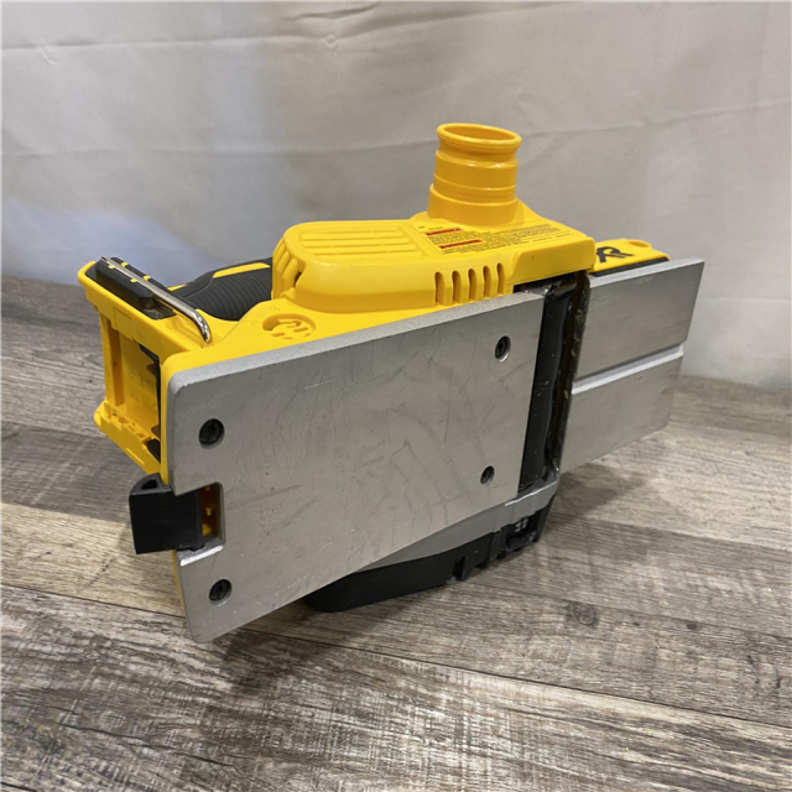 AS-IS DEWALT 20V MAX XR Cordless Brushless 3-1/4 in. Planer (Tool Only)