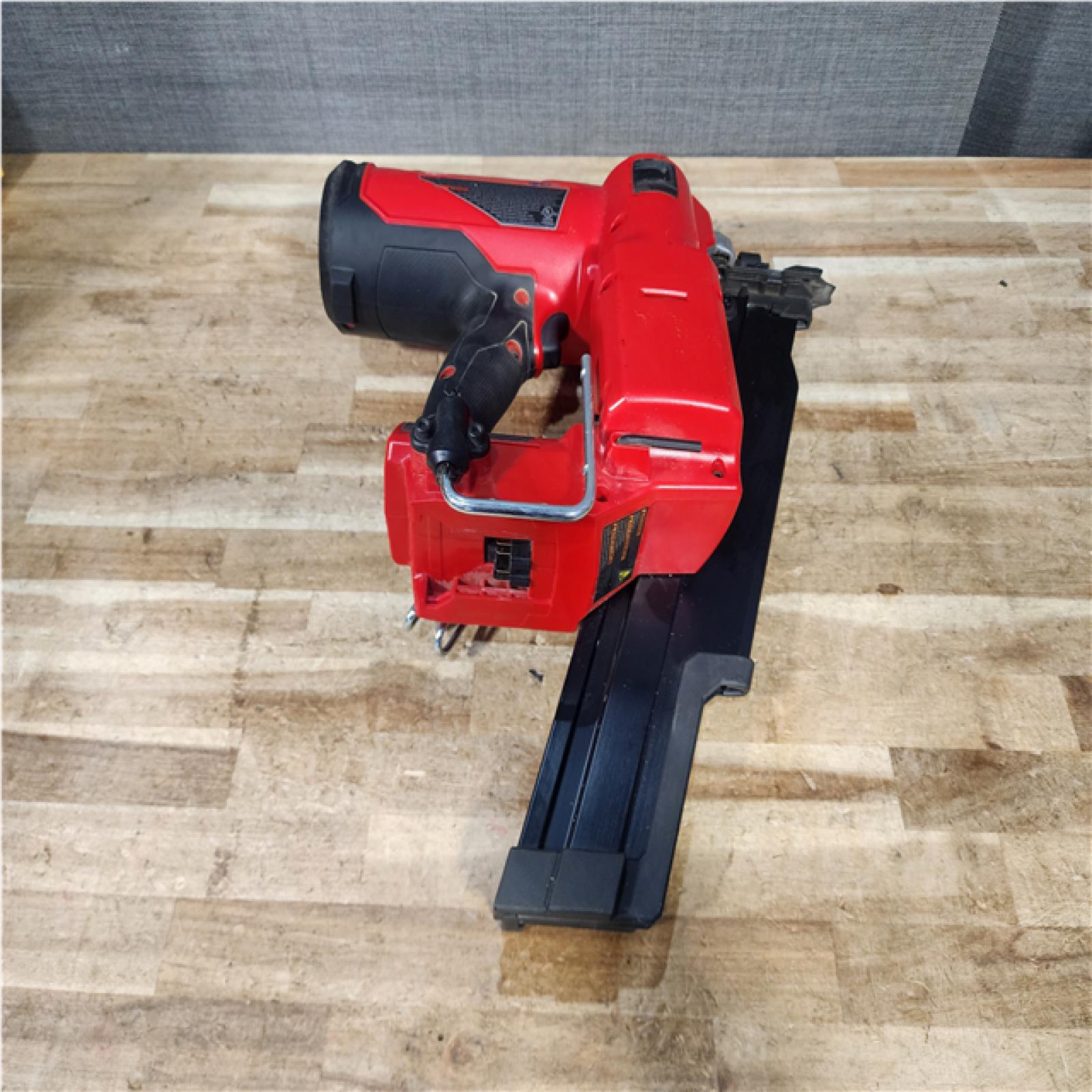 Houston Location AS-IS Milwaukee FUEL 3-1/2 in. 18-Volt 21-Degree Lithium-Ion Brushless Cordless Framing Nailer (Tool-Only)