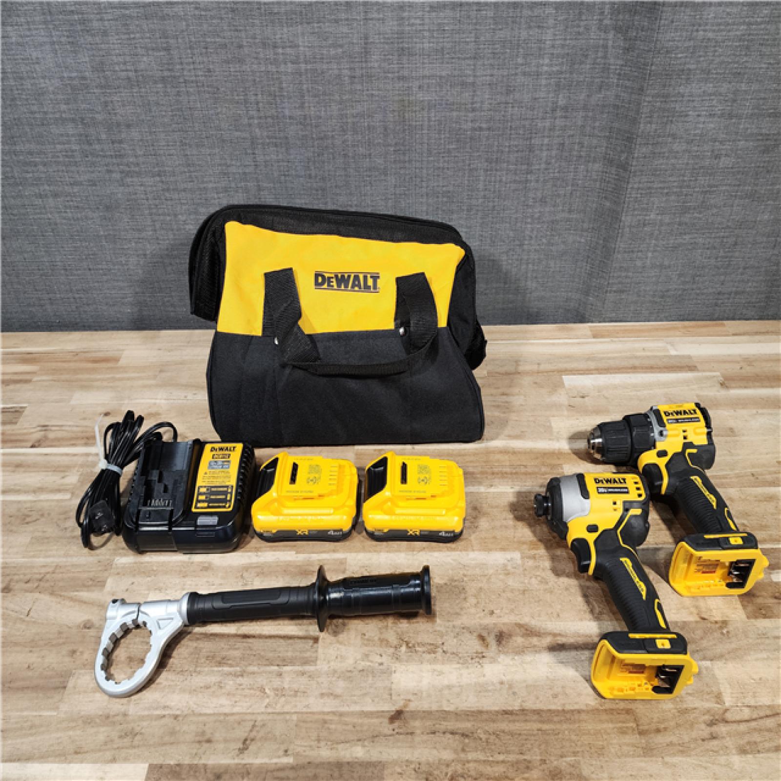 HOUSTON LOCATION - AS-IS DEWALT 2 TOOL COMBO KIT W/ (2) BATTERY & CHARGER